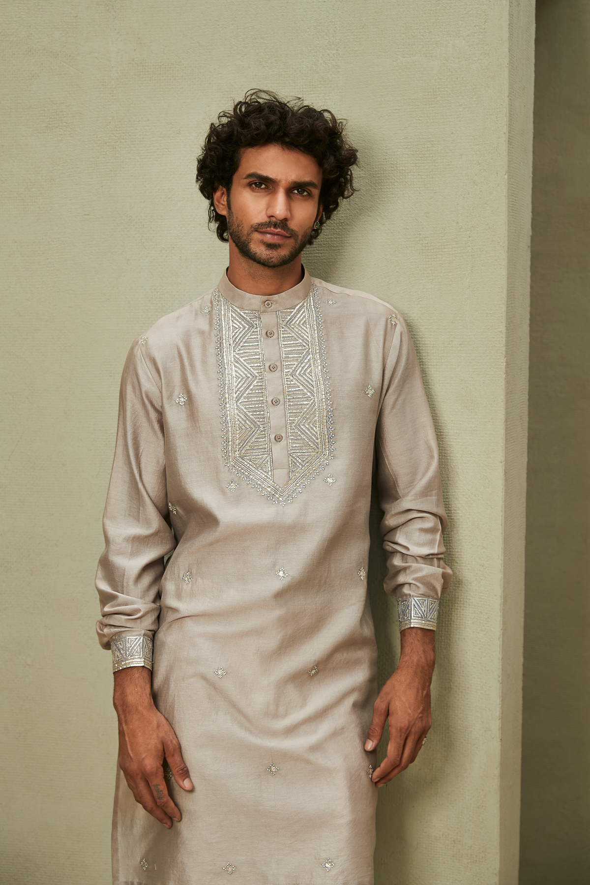 The Contemporary Classic Kurta Set