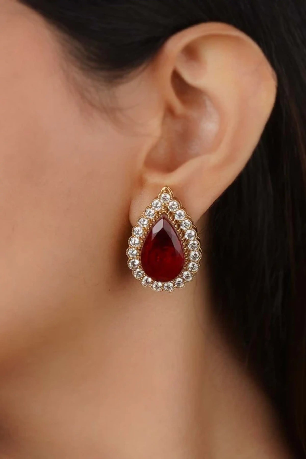Red Moissanite Necklace Set