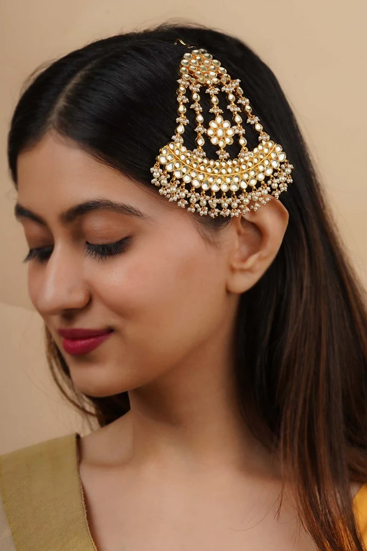 White Color Jadau Kundan Passa