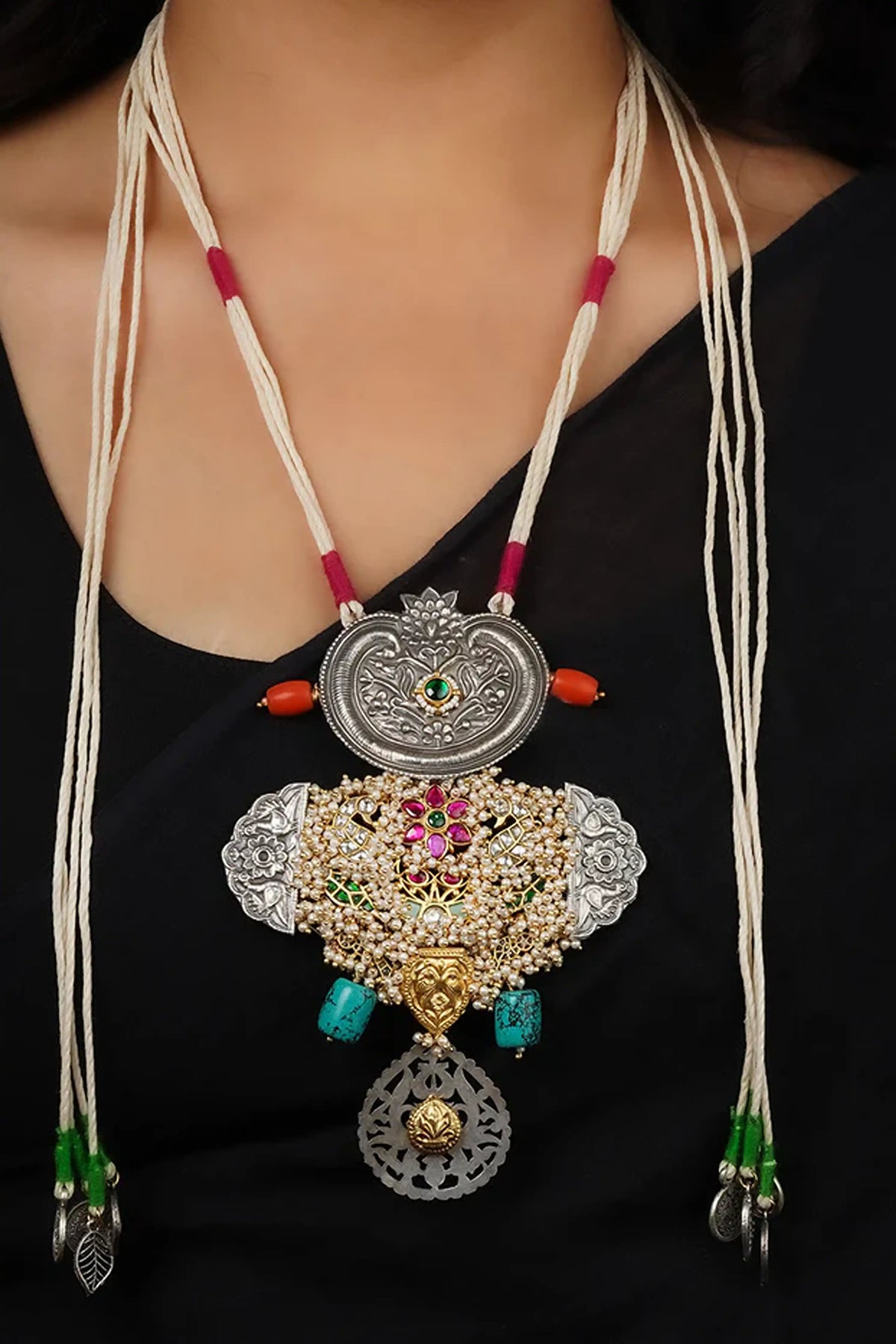 Dual Tone Necklace in Multicolor