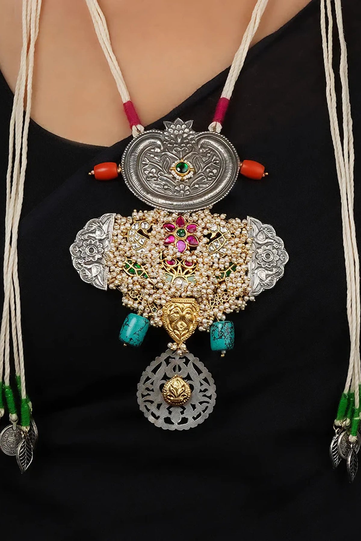 Dual Tone Necklace in Multicolor