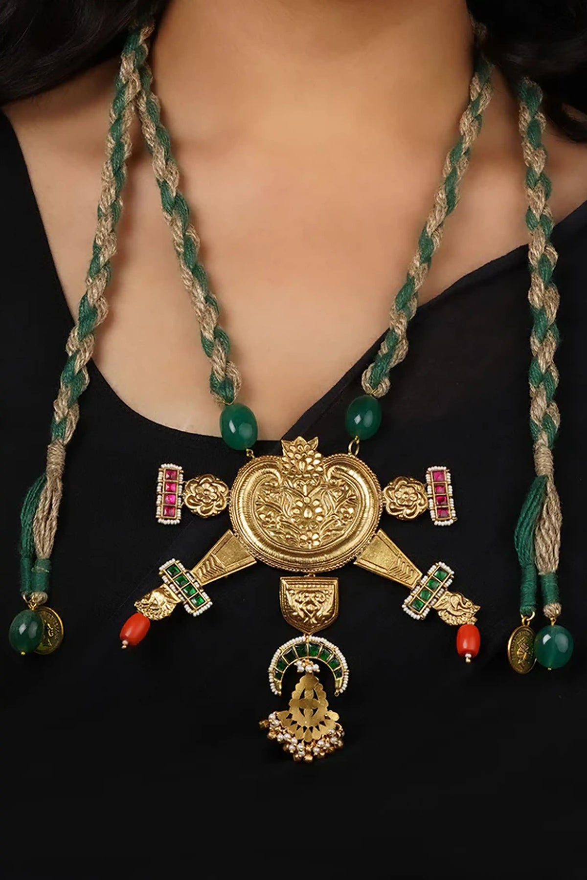 Mishr Tribal Necklace in Multicolor