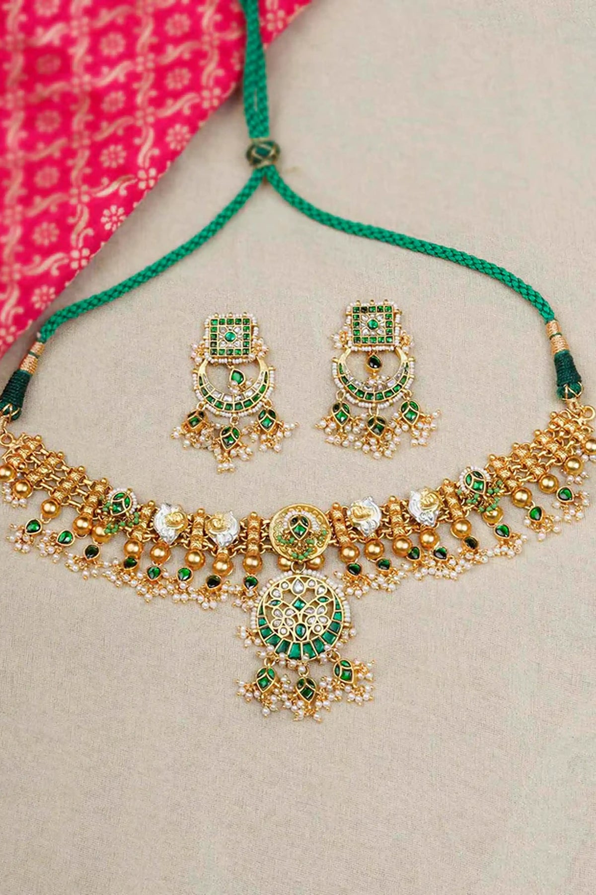 Green Color Gold Plated Mishr Necklace Set