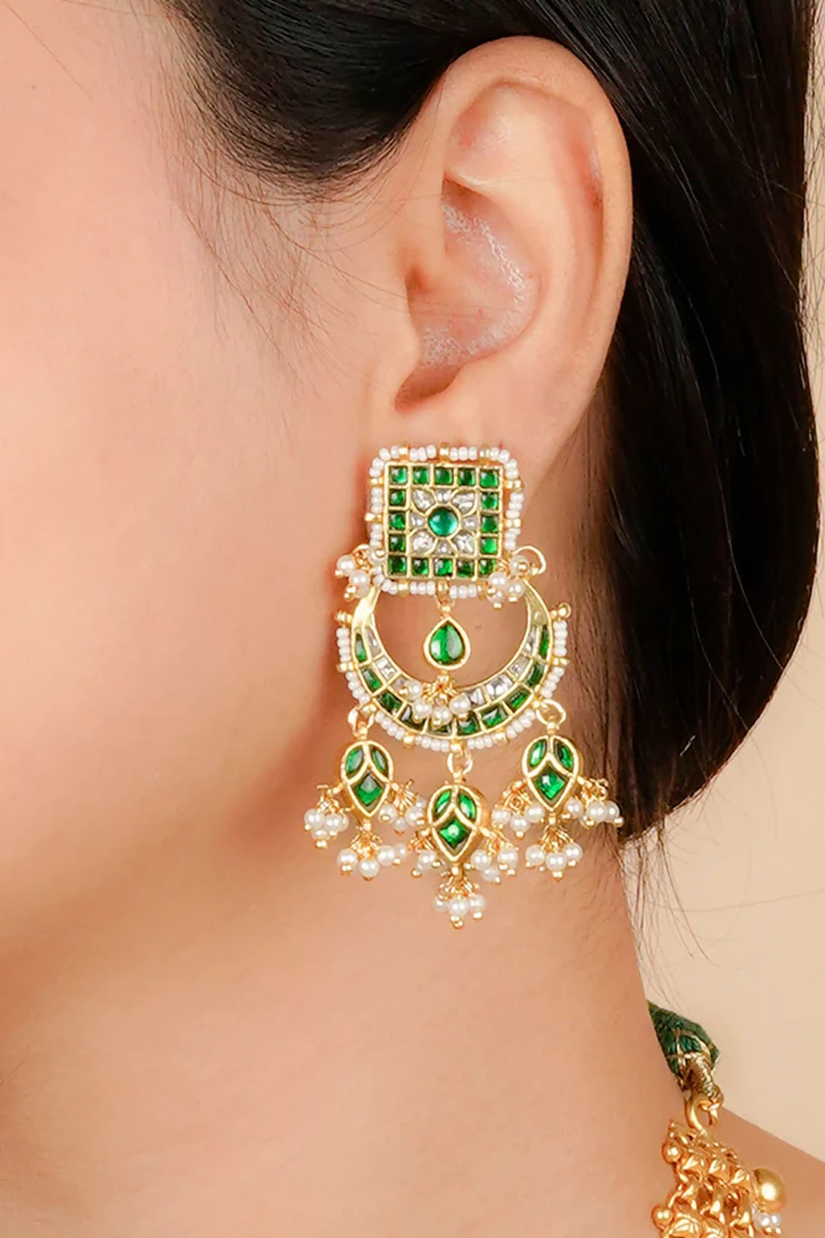 Green Color Gold Plated Mishr Necklace Set
