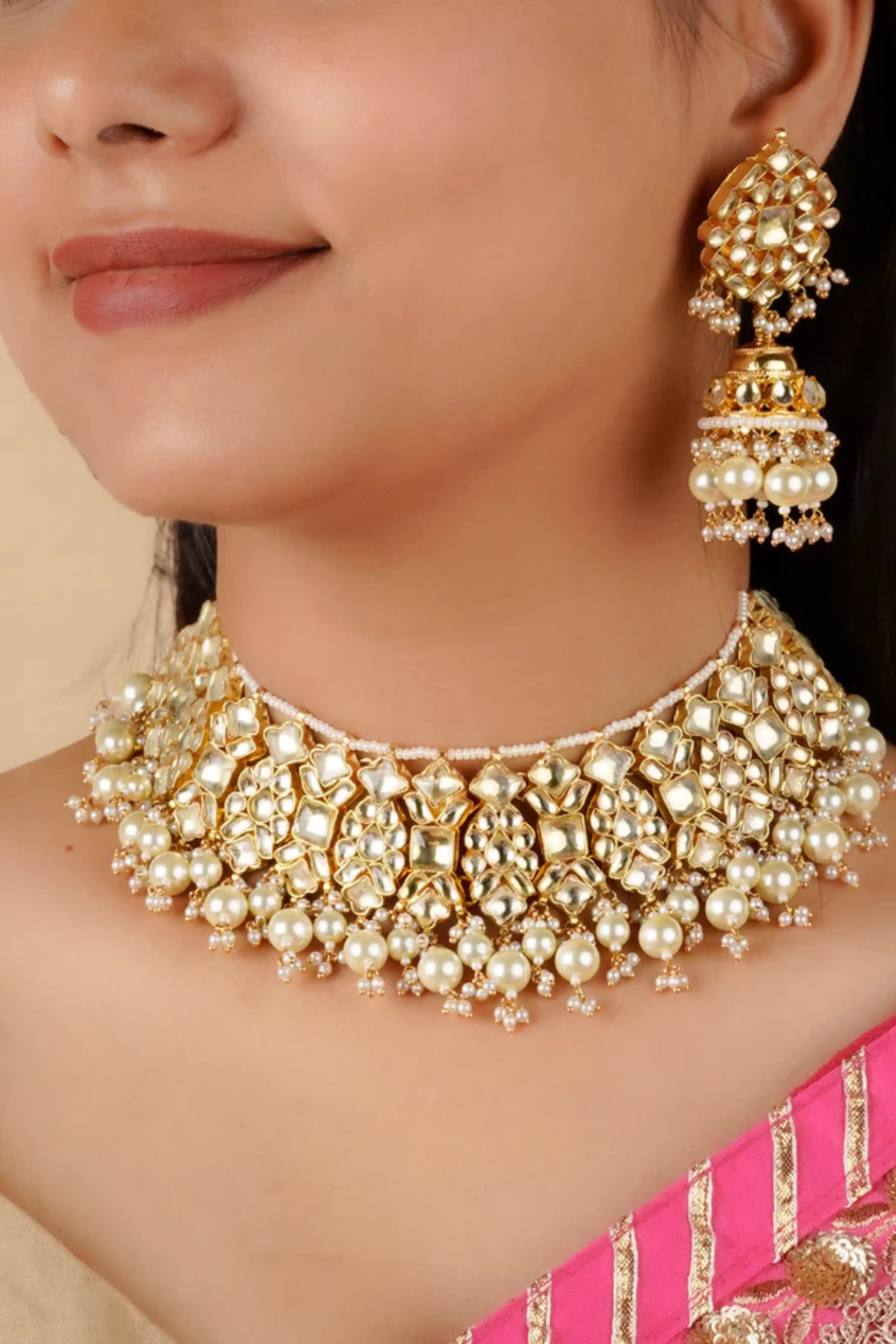 White Jadau Kundan Necklace Set