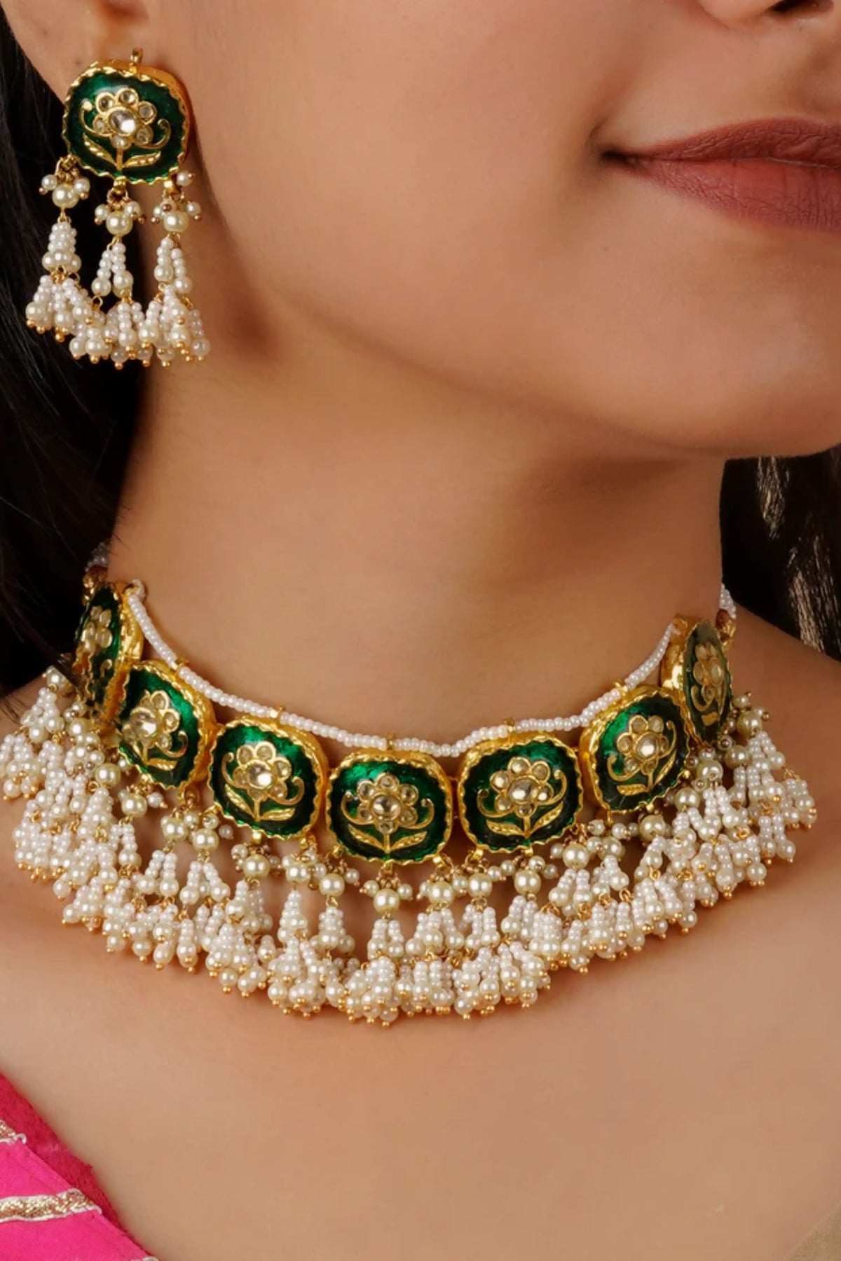 Green Jadau Kundan Necklace Set