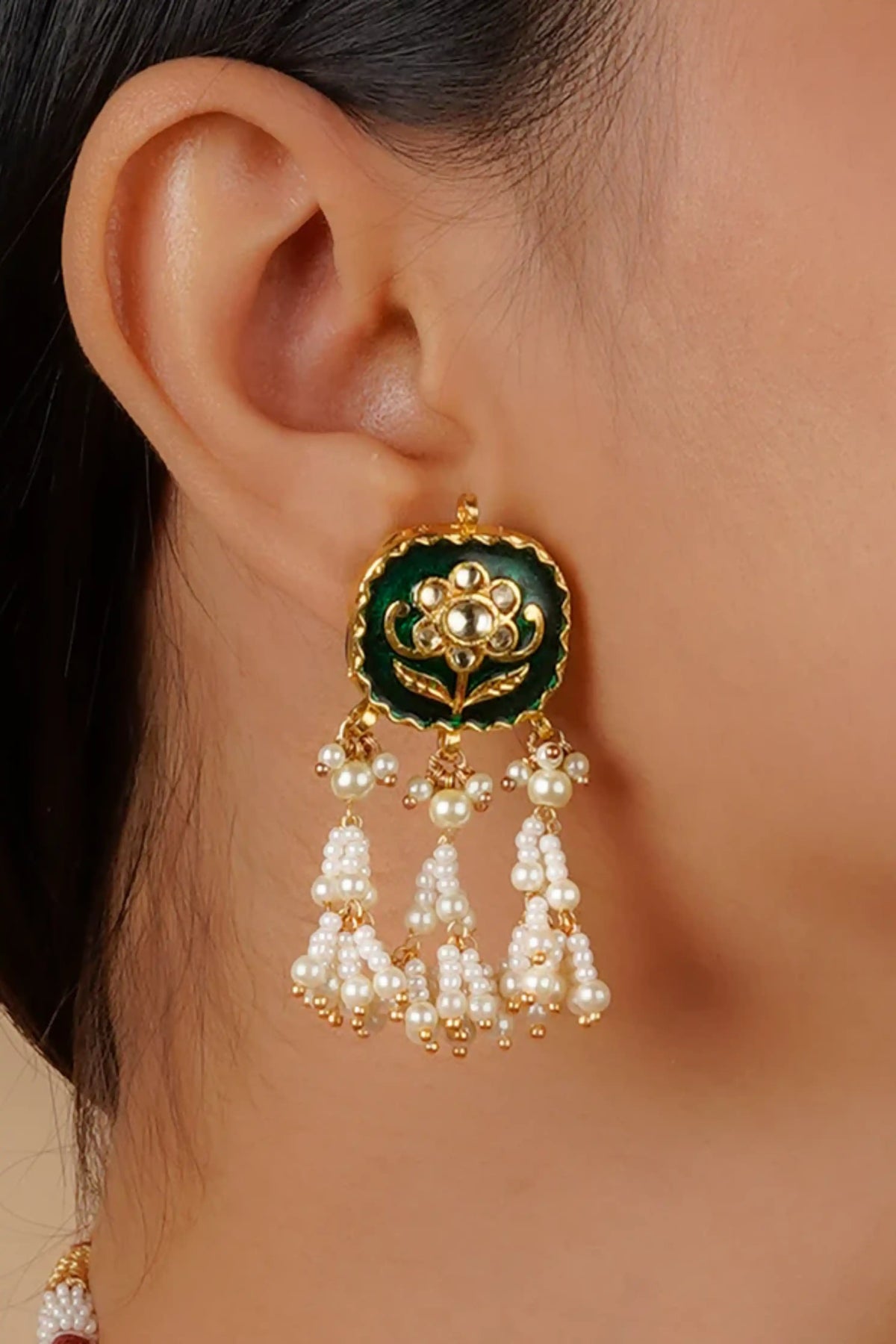Green Jadau Kundan Necklace Set