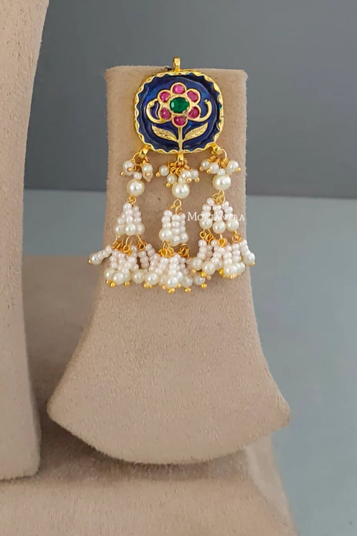 Jadau Kundan Necklace Set in Multicolor