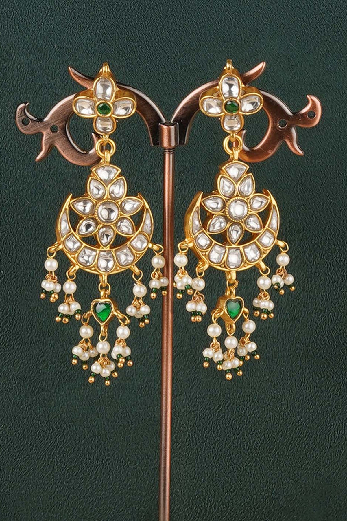 Green Jadau Kundan Necklace Set