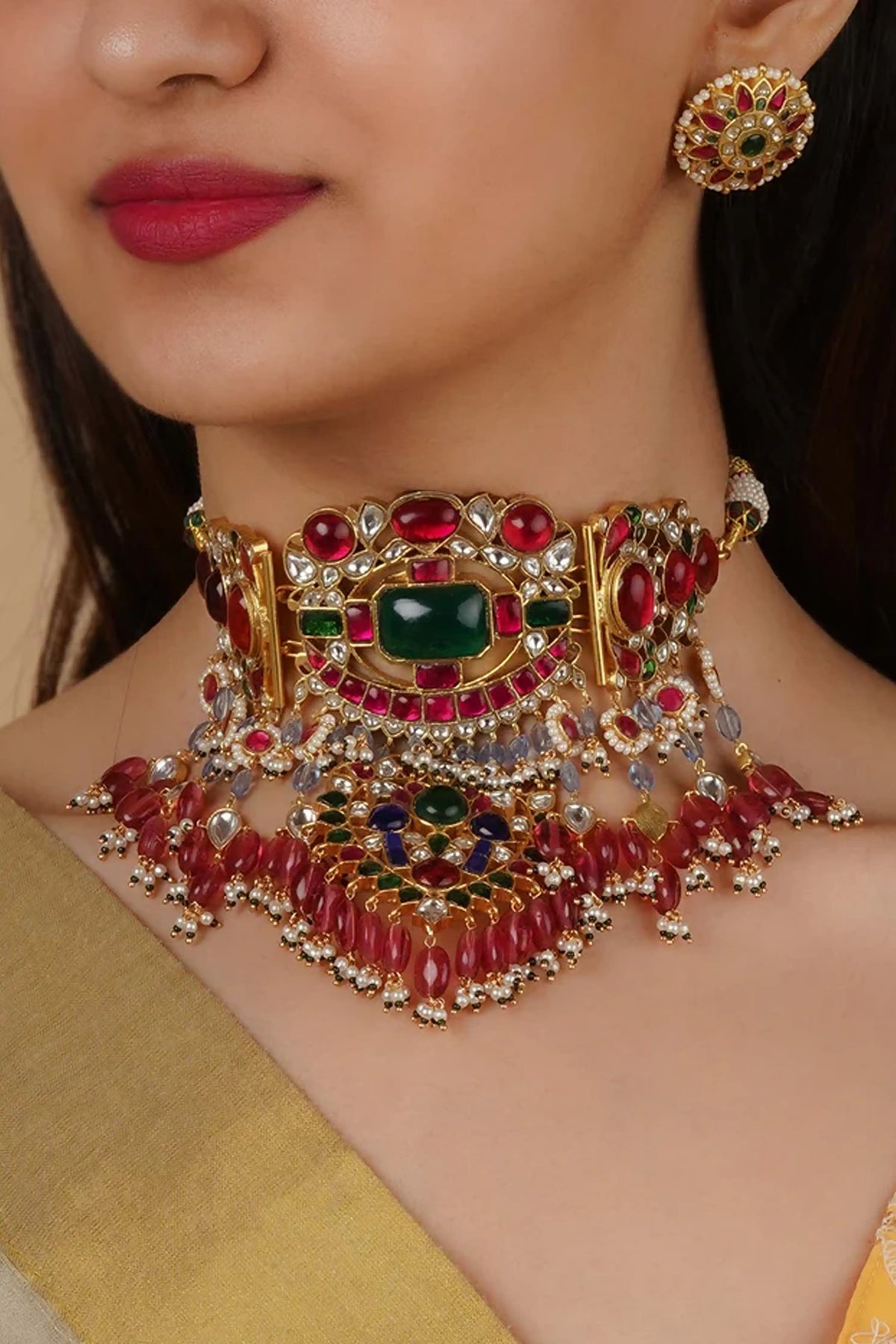 Shilpa Shetty in Kundan Necklace Set
