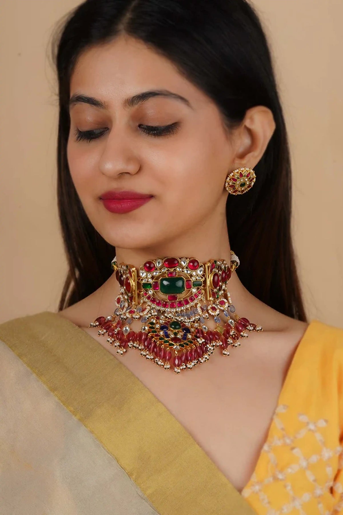 Shilpa Shetty in Kundan Necklace Set