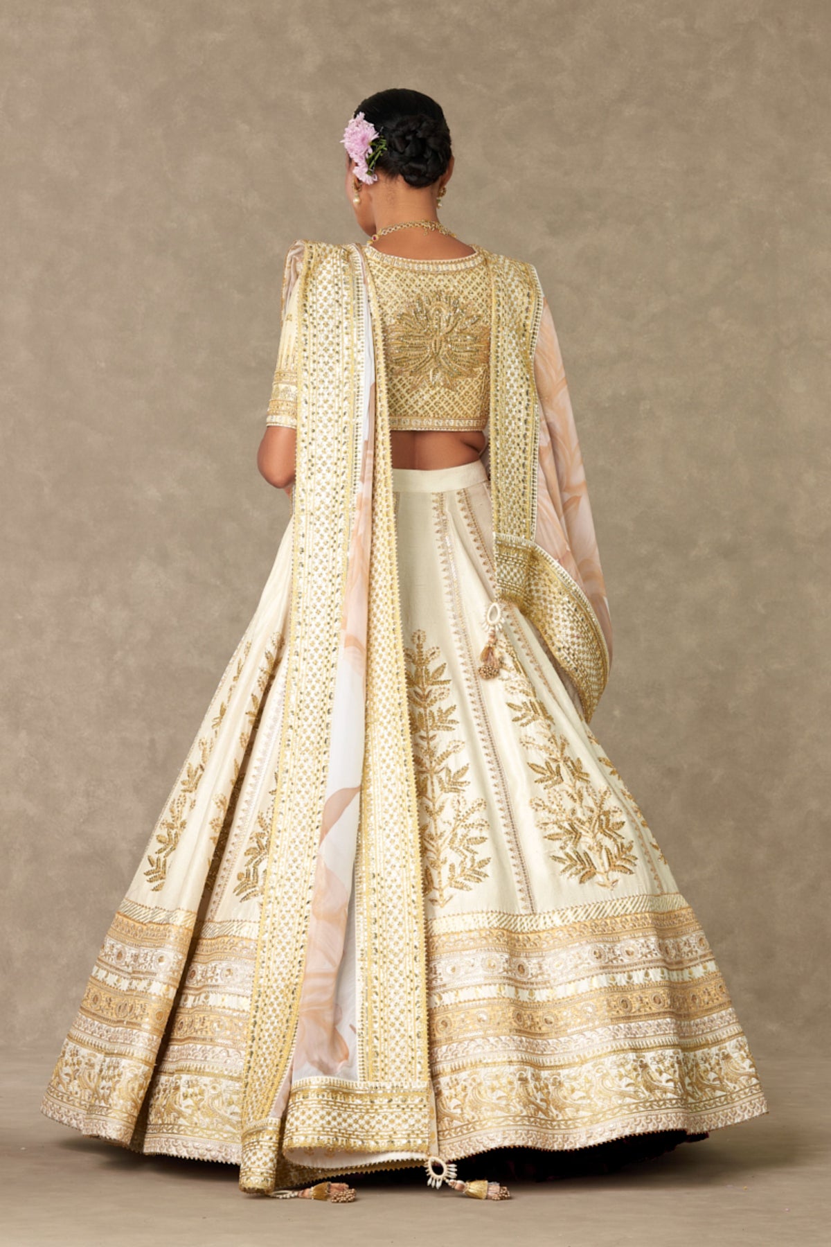 Ivory Neel-kamal Lehenga Set