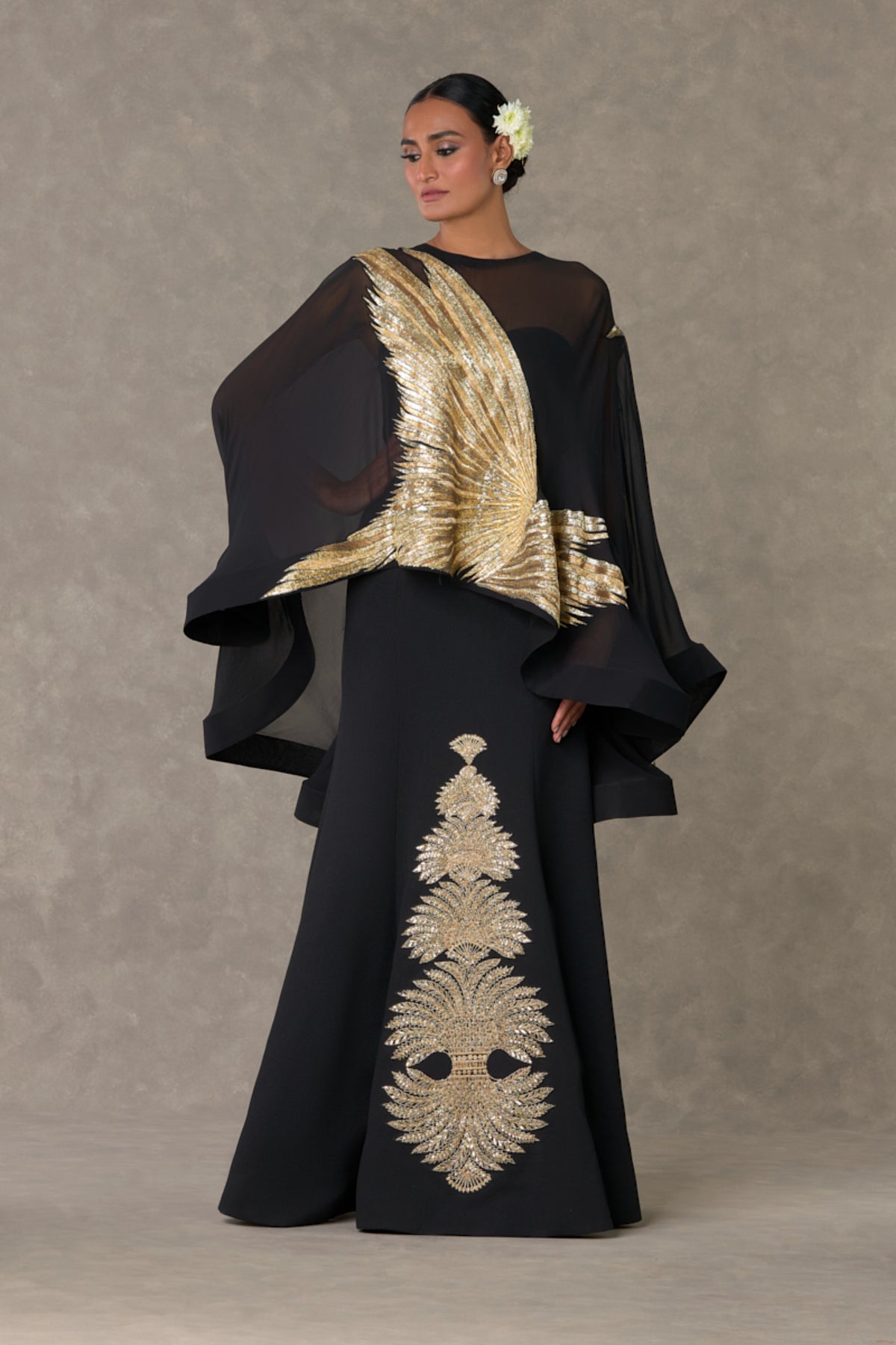 Black &#39;Son-Chidiya&#39; Cape Set