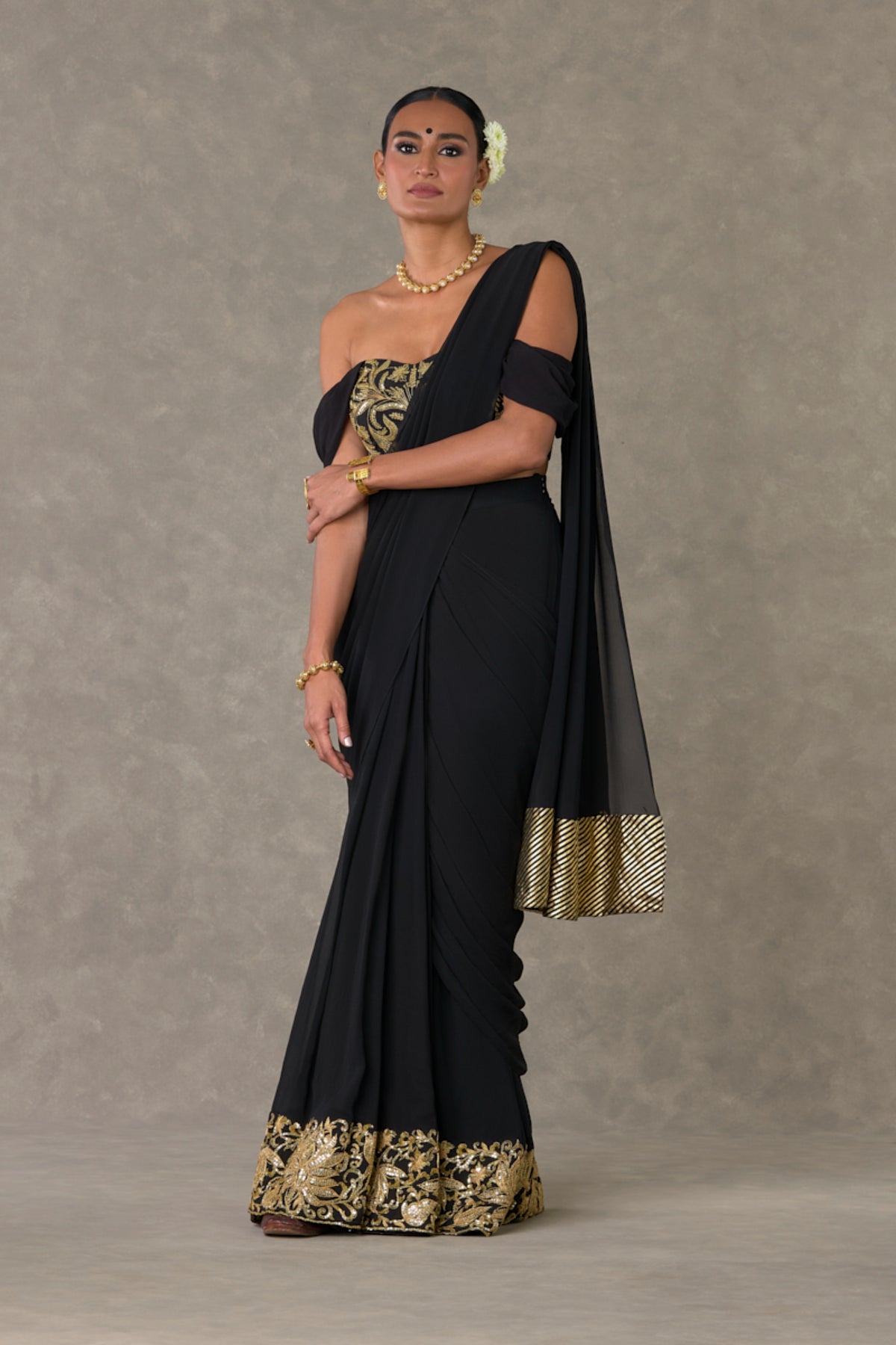 Black &#39;Neel- Kamal&#39; Corset Saree