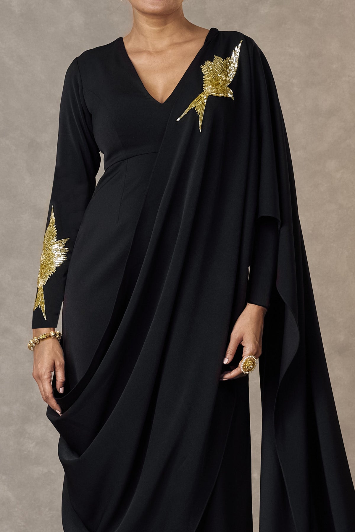 Black Son Chidiya Saree Gown