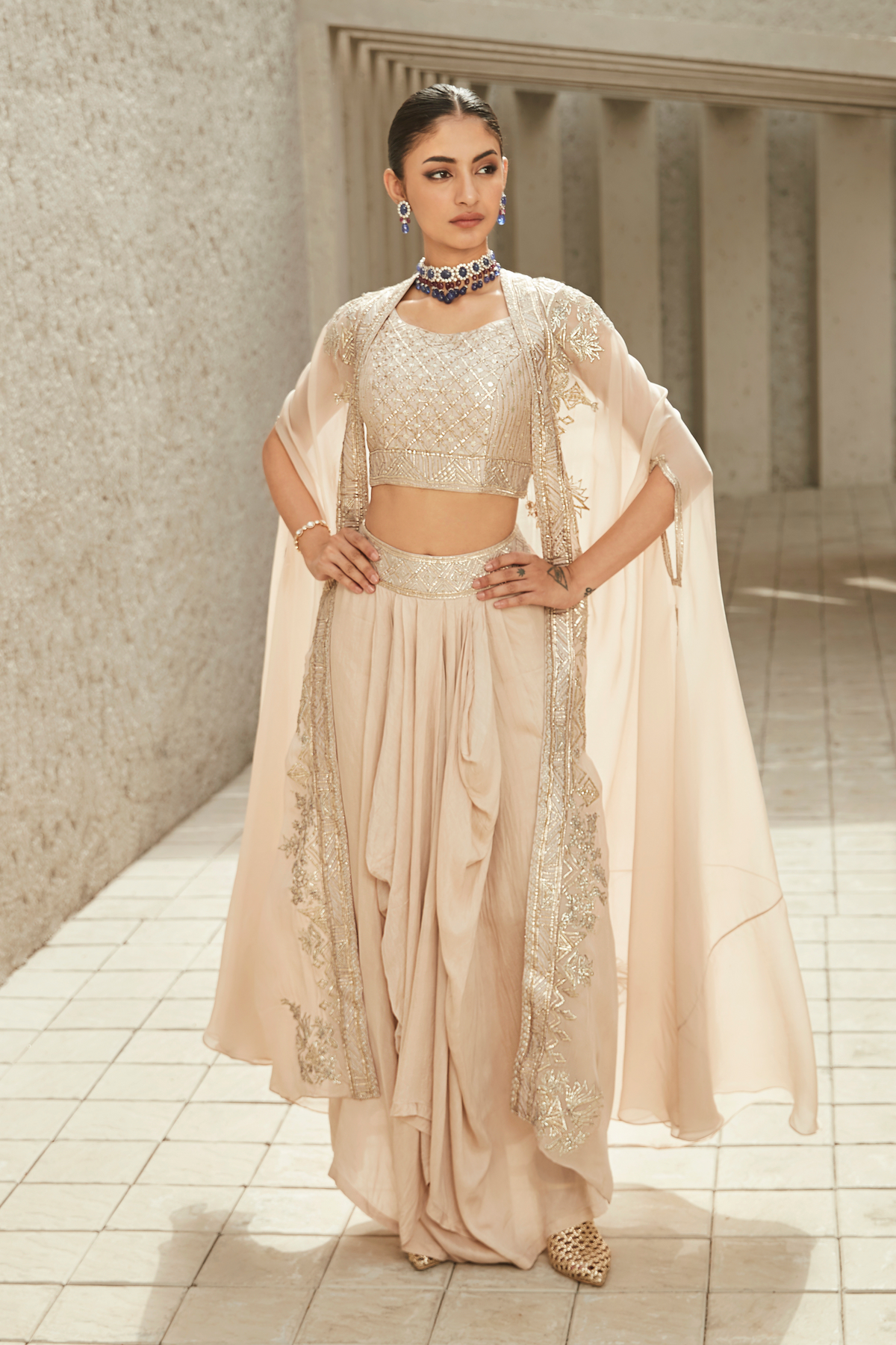 The Neo-Classic Cape Set