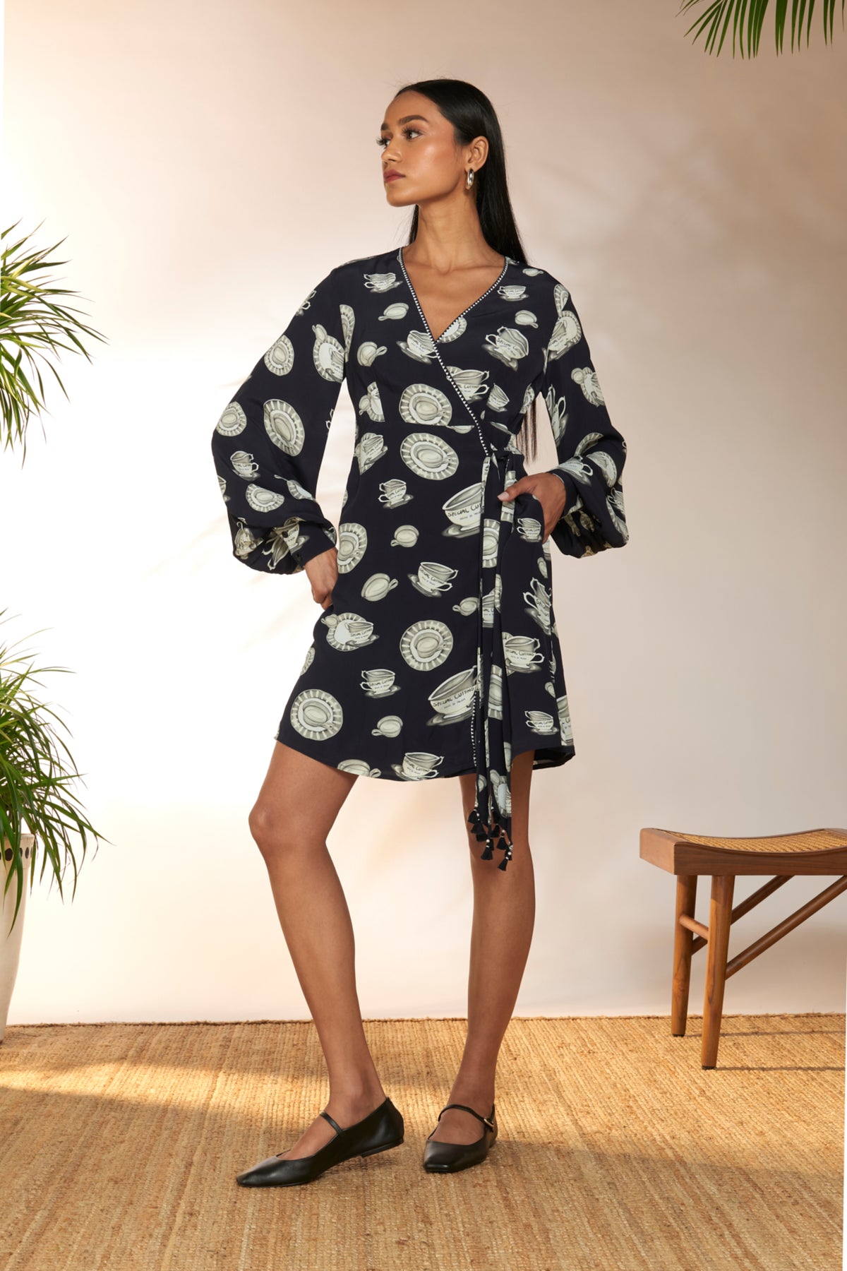 Black Special Cutting Wrap Dress