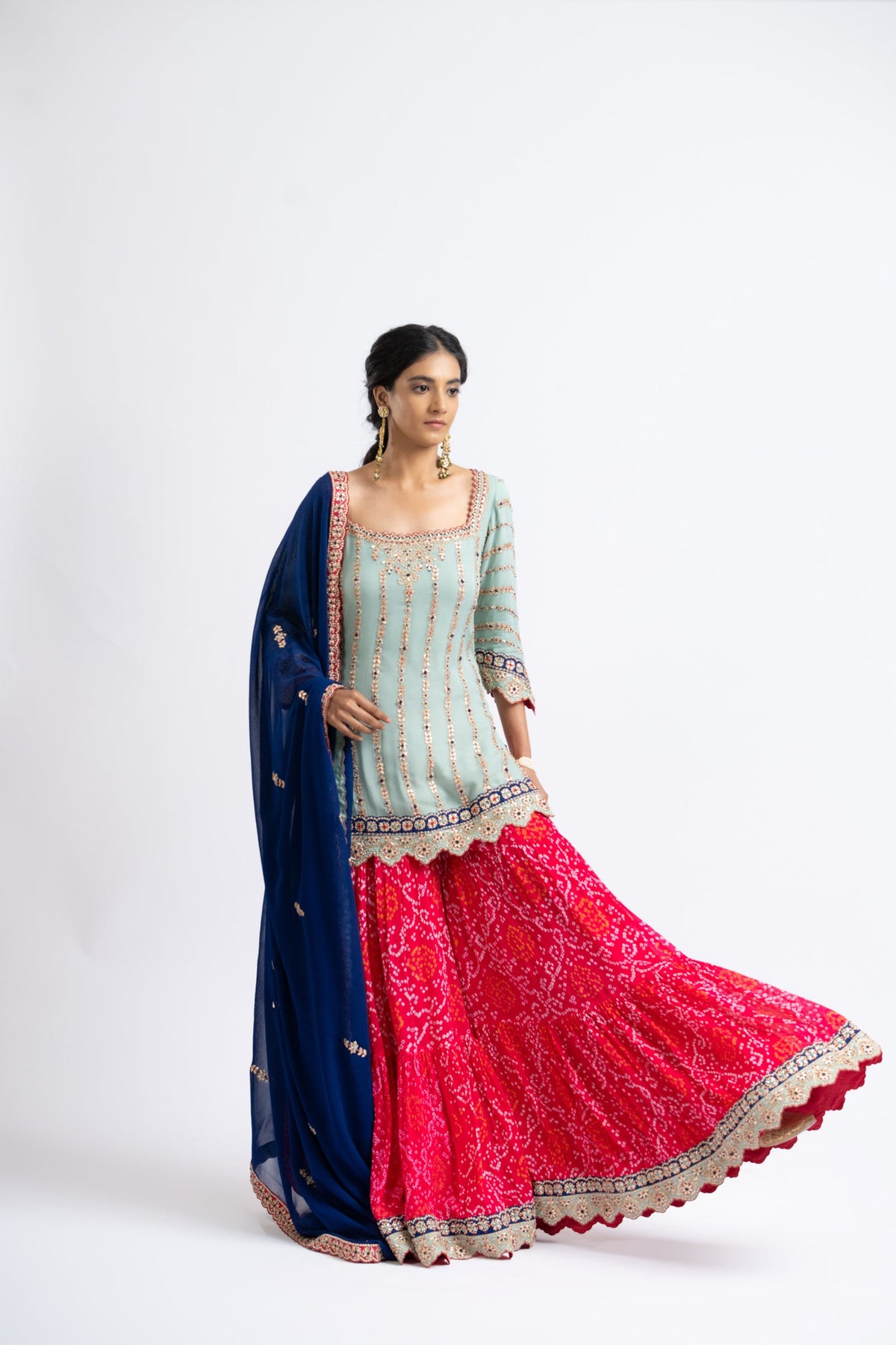 Bhandhej Sharara Set