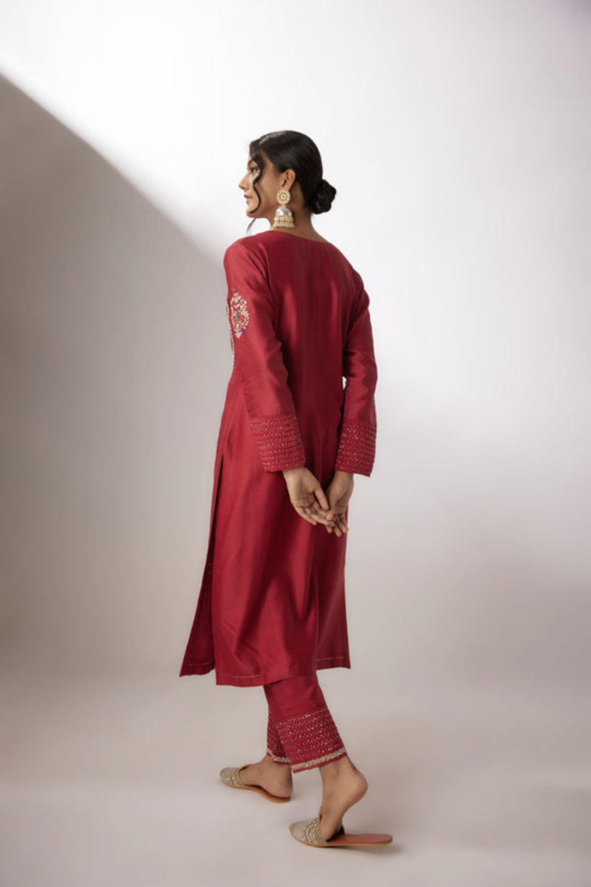 Embroidered Kurta Set in Maroon