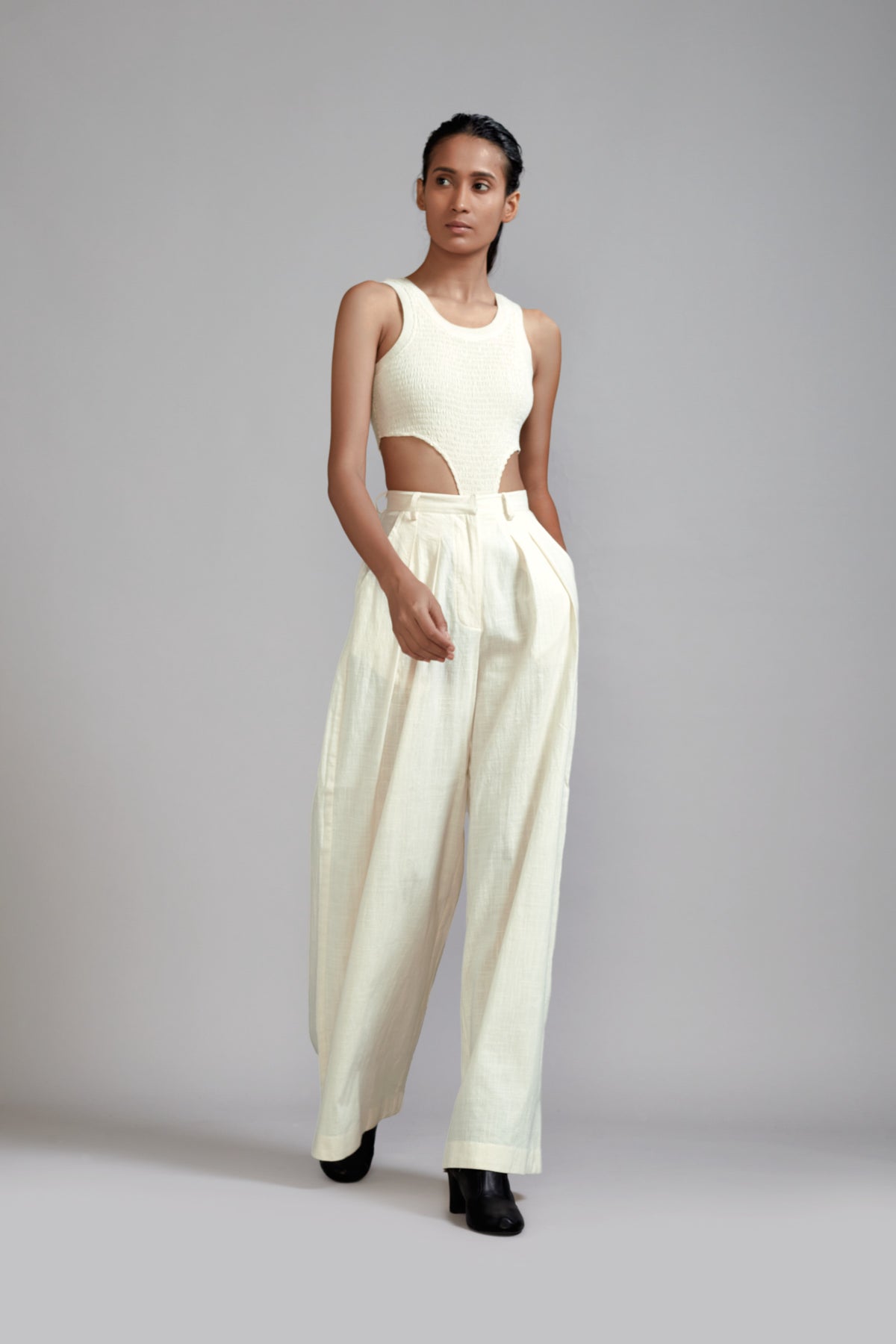 Off white Pleated Trouser