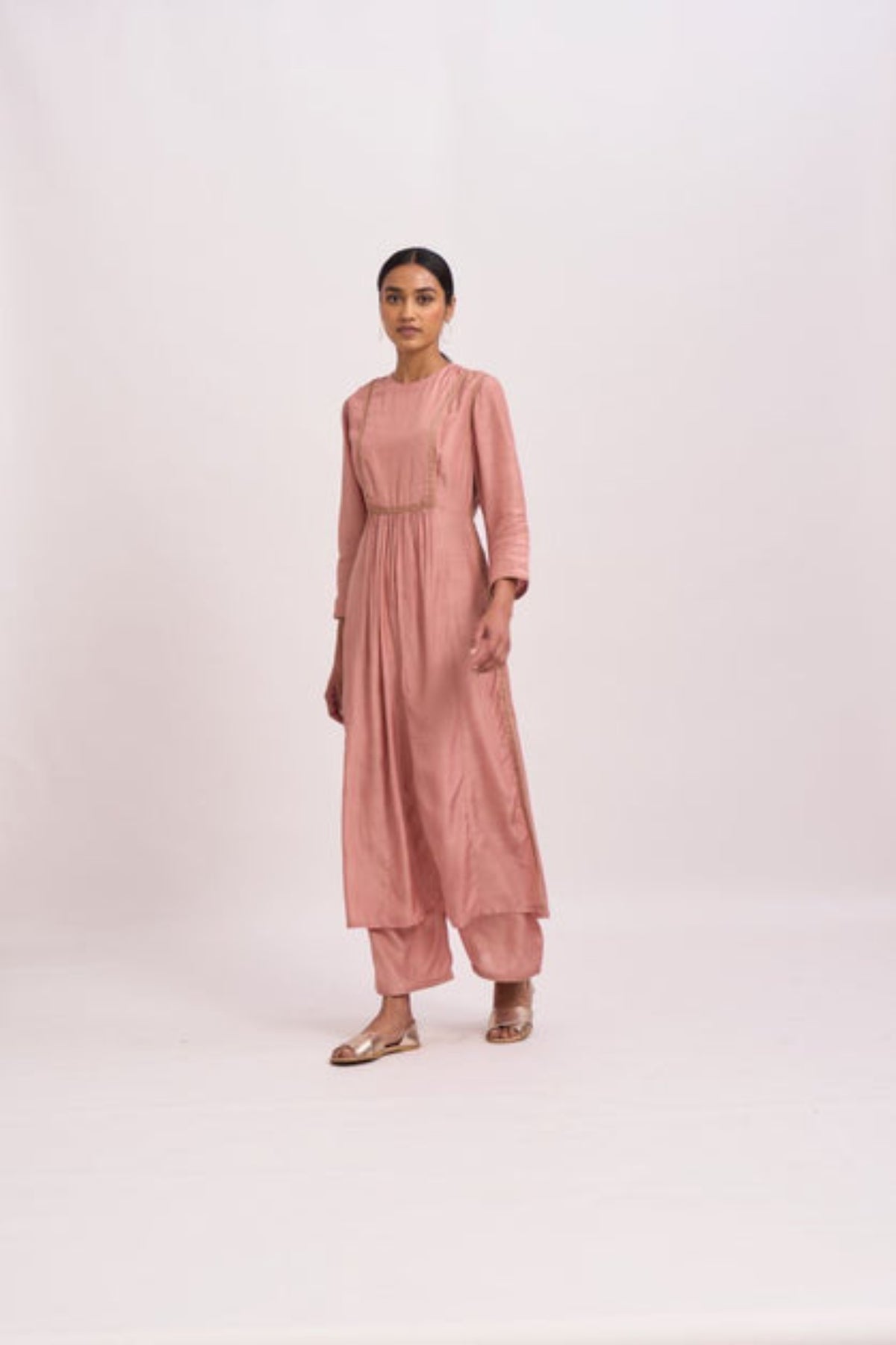 Aavni kurta set