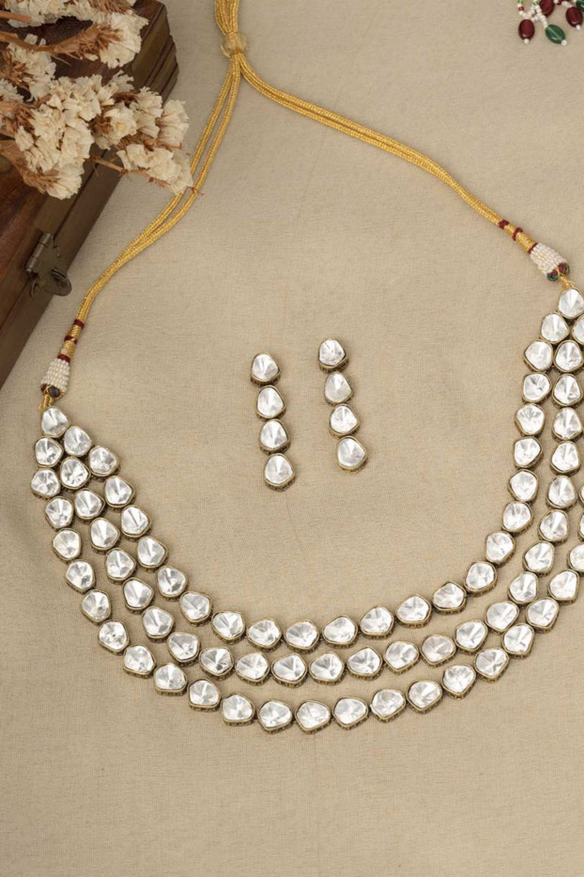 White Color Faux Polki Necklace Set - Pk-s115