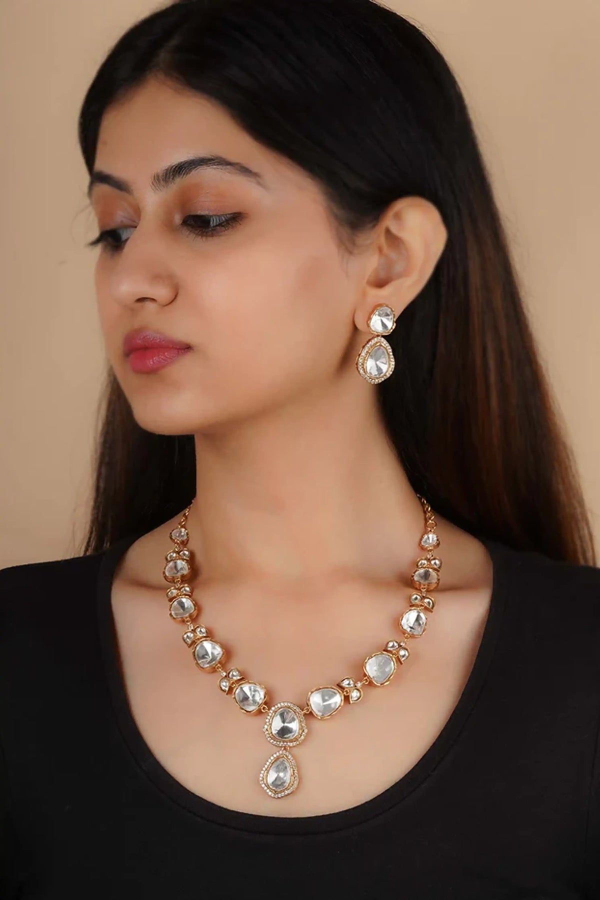 White Faux Polki Necklace Set