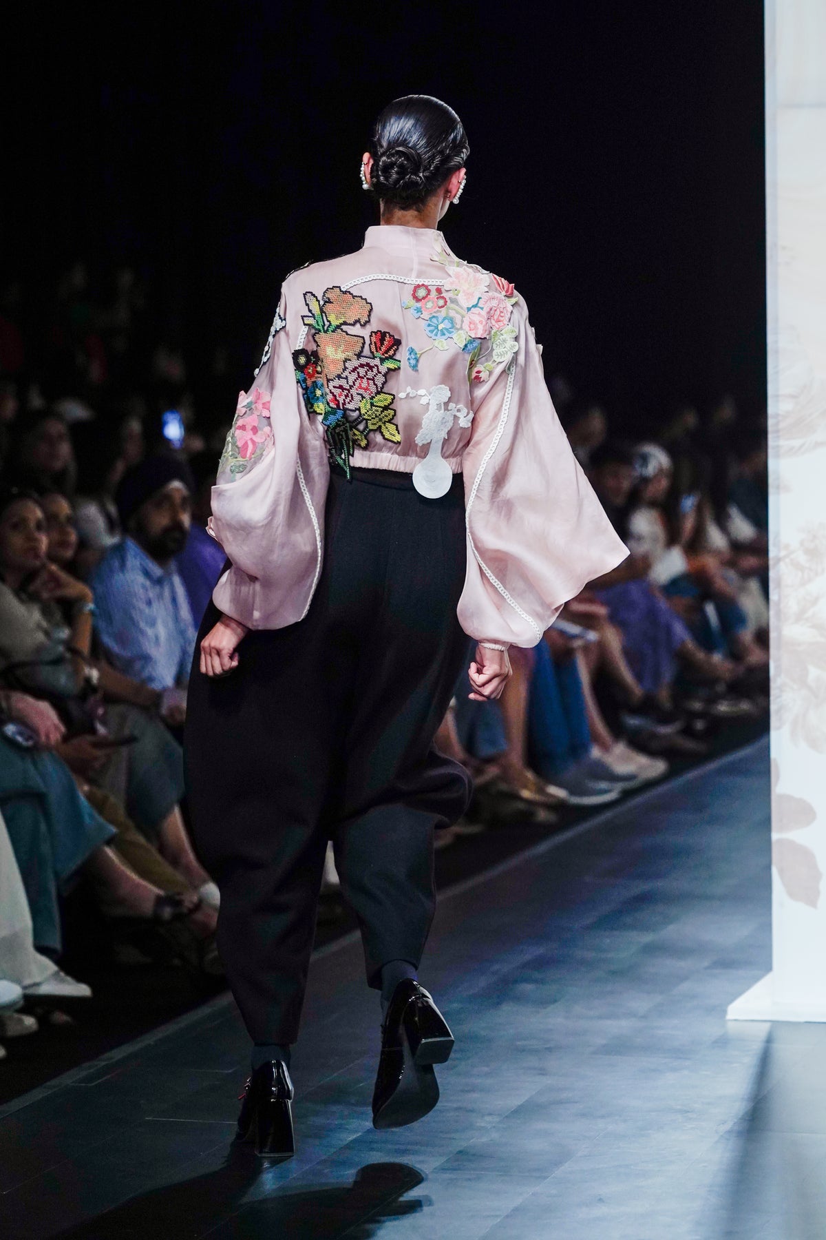 The collage-applique dakota bomber set