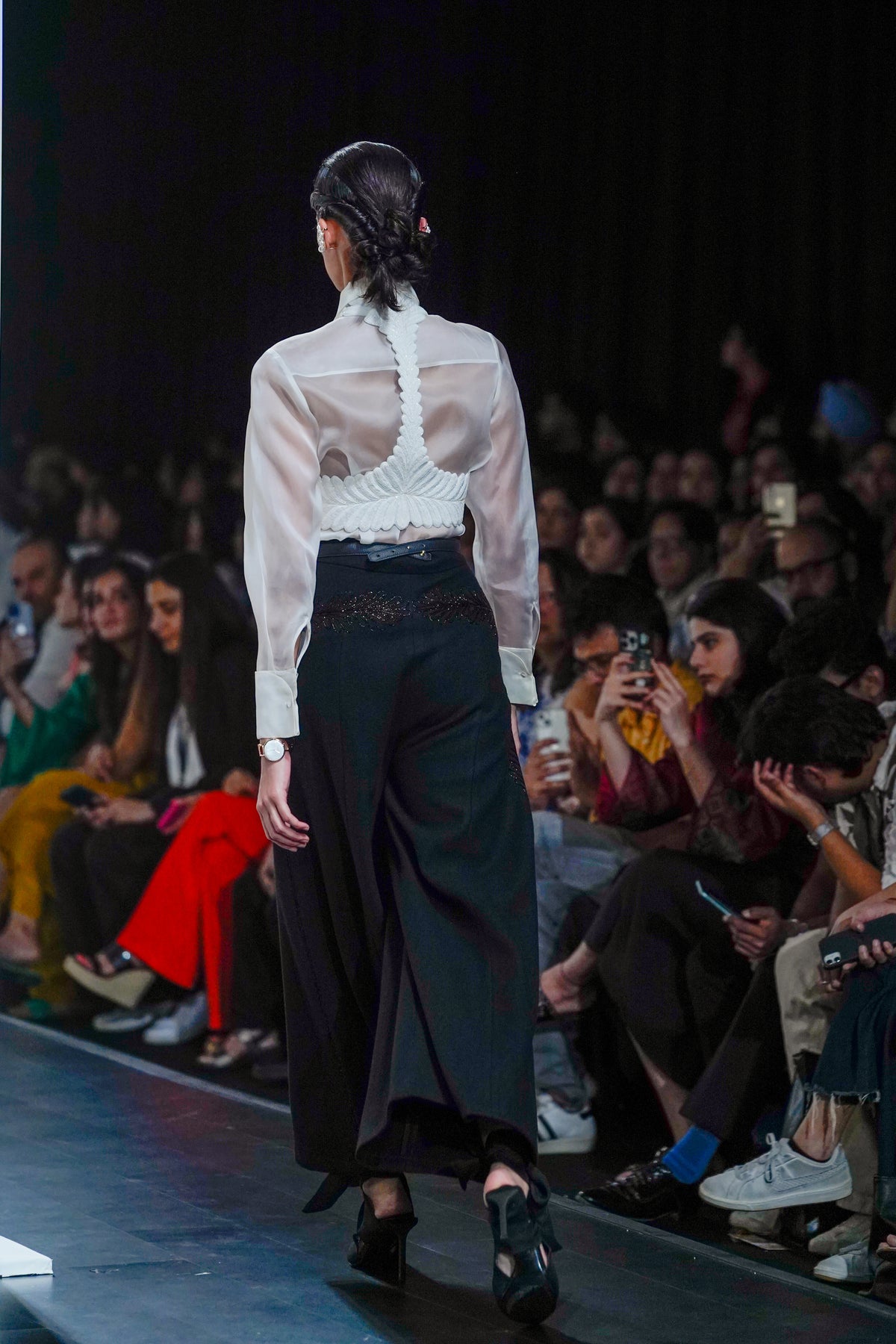 The ivory intaglio engraved halter-harness and shirt