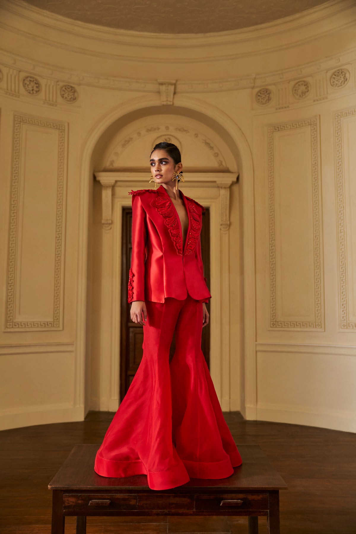 Intagliare Jacket Set
