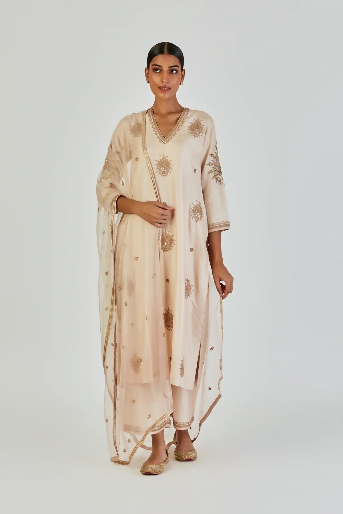 Tanisha Kurta And Pant