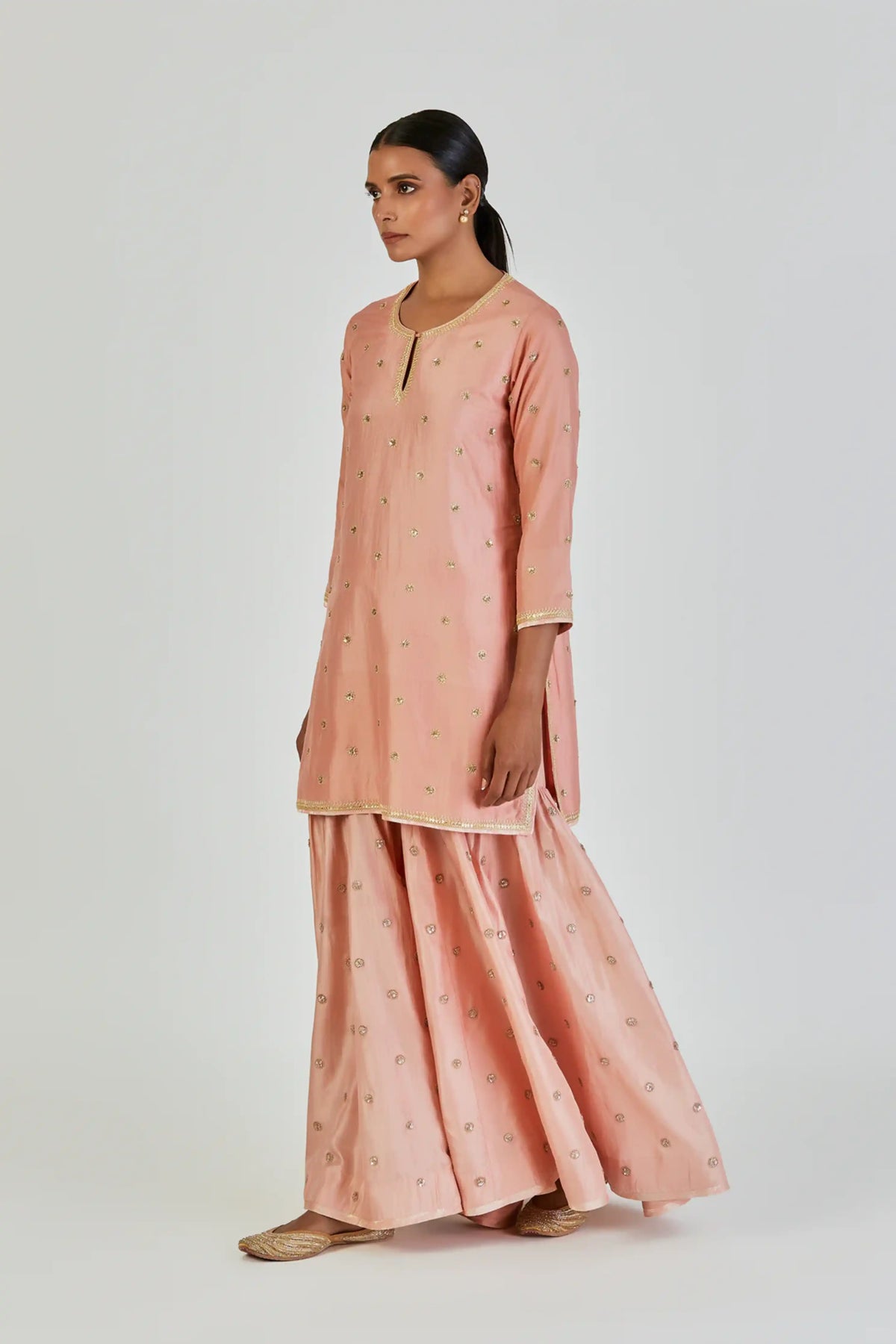 Mishana Kurta And Sharara