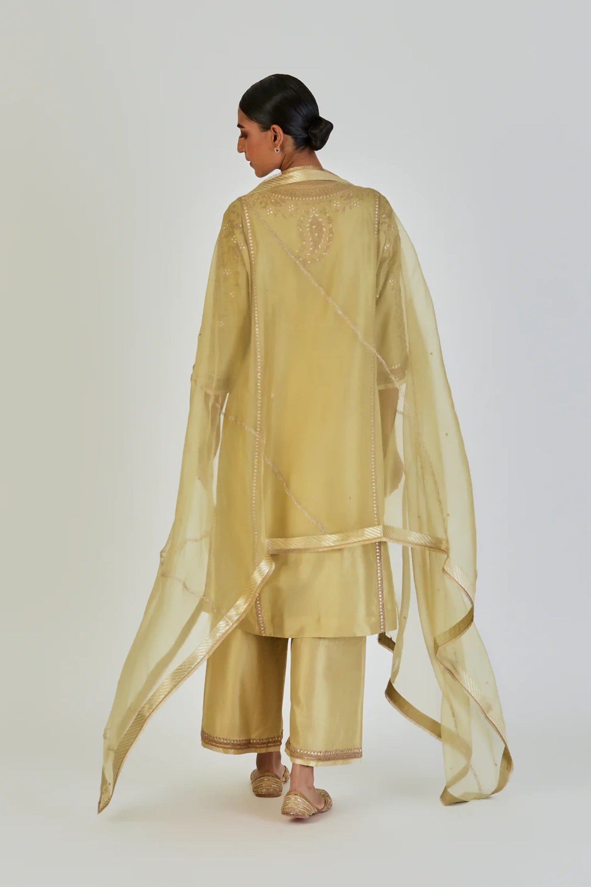 Ila Dupatta