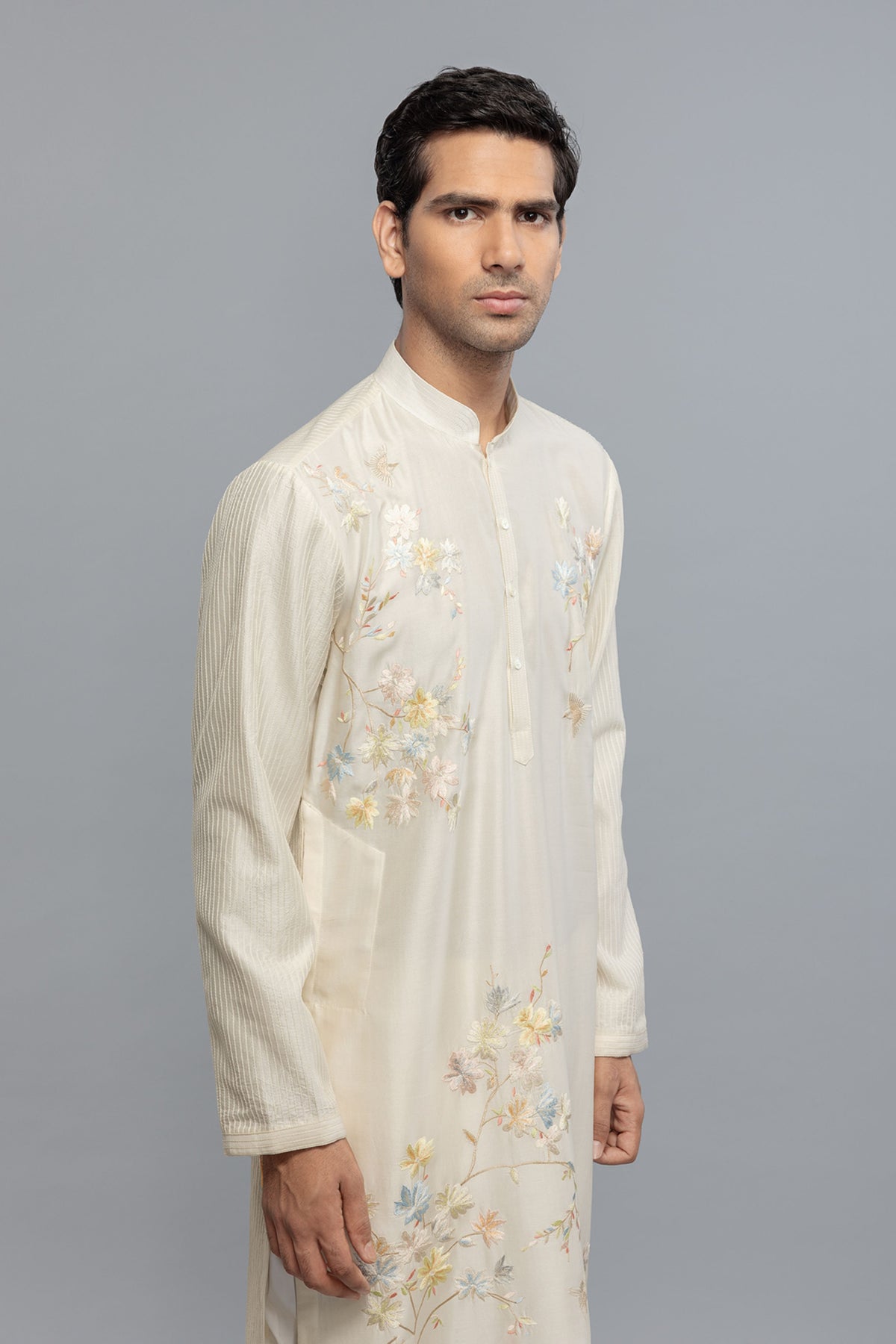 Ivory Chanderi Kurta With Threadwork