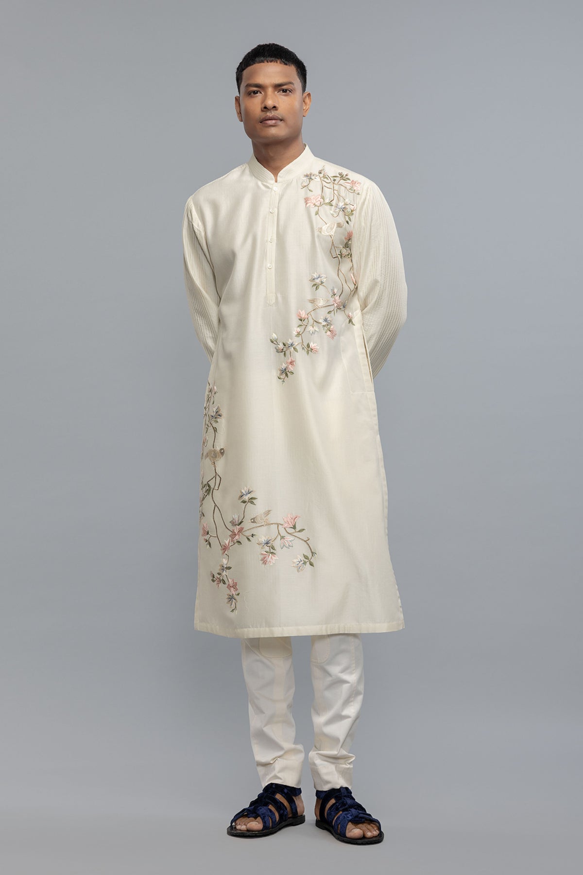 Chanderi Kurta With Intricate Threadwork