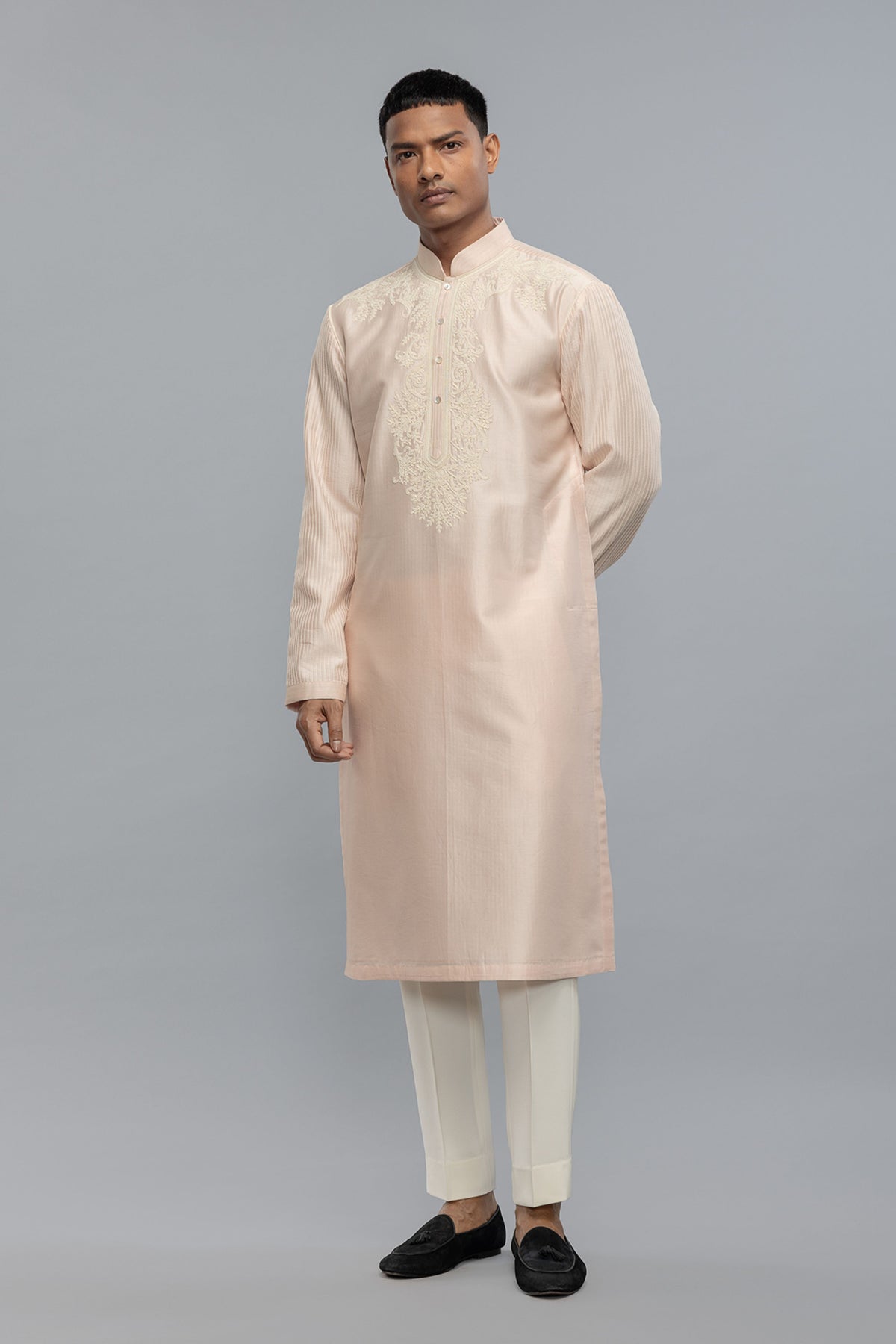 Chanderi Kurta Set With Threadwork