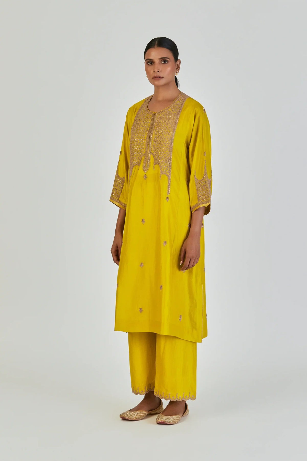 Indrani Kurta And Pant