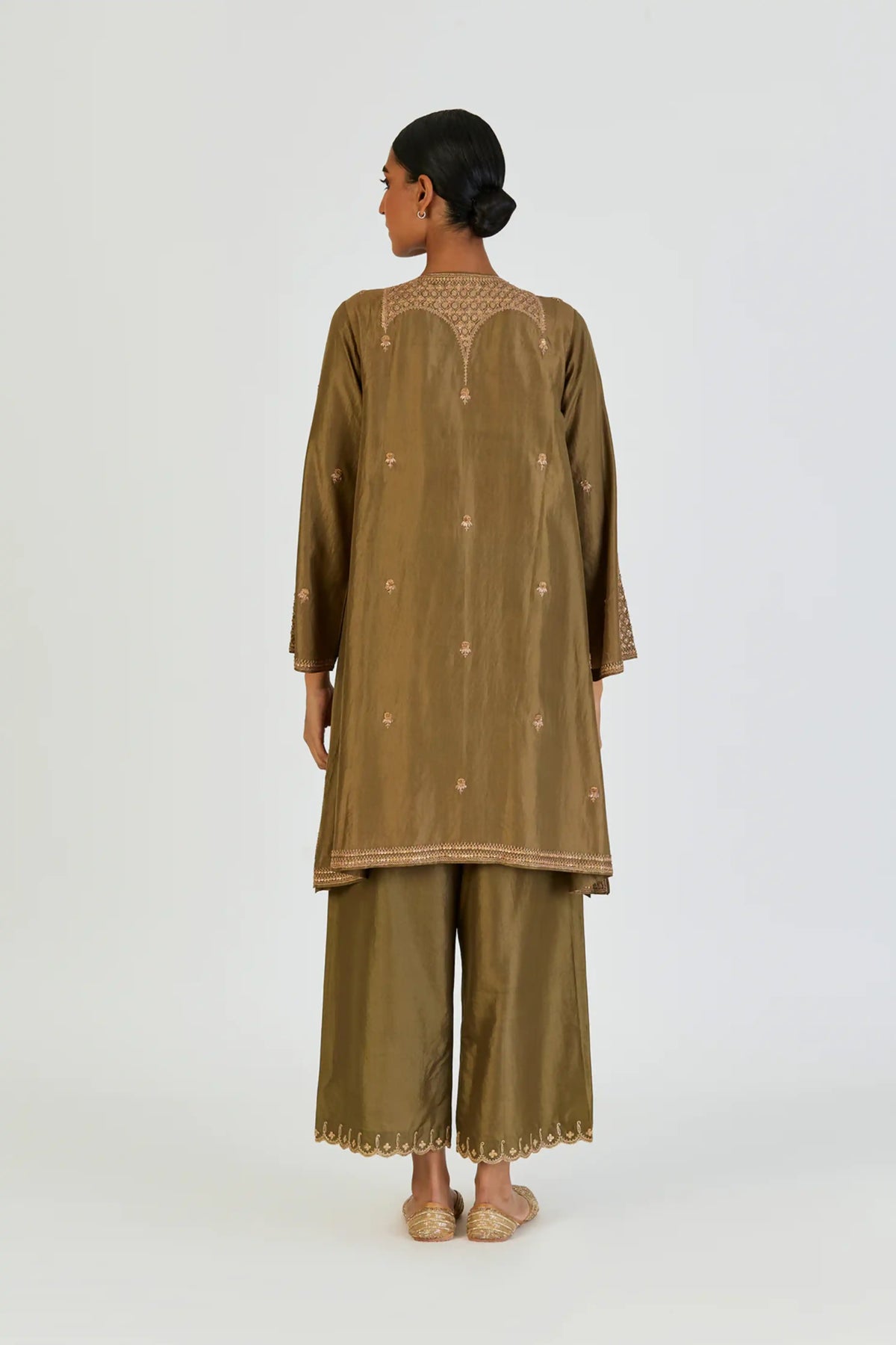 Indrani Kurta And Pant