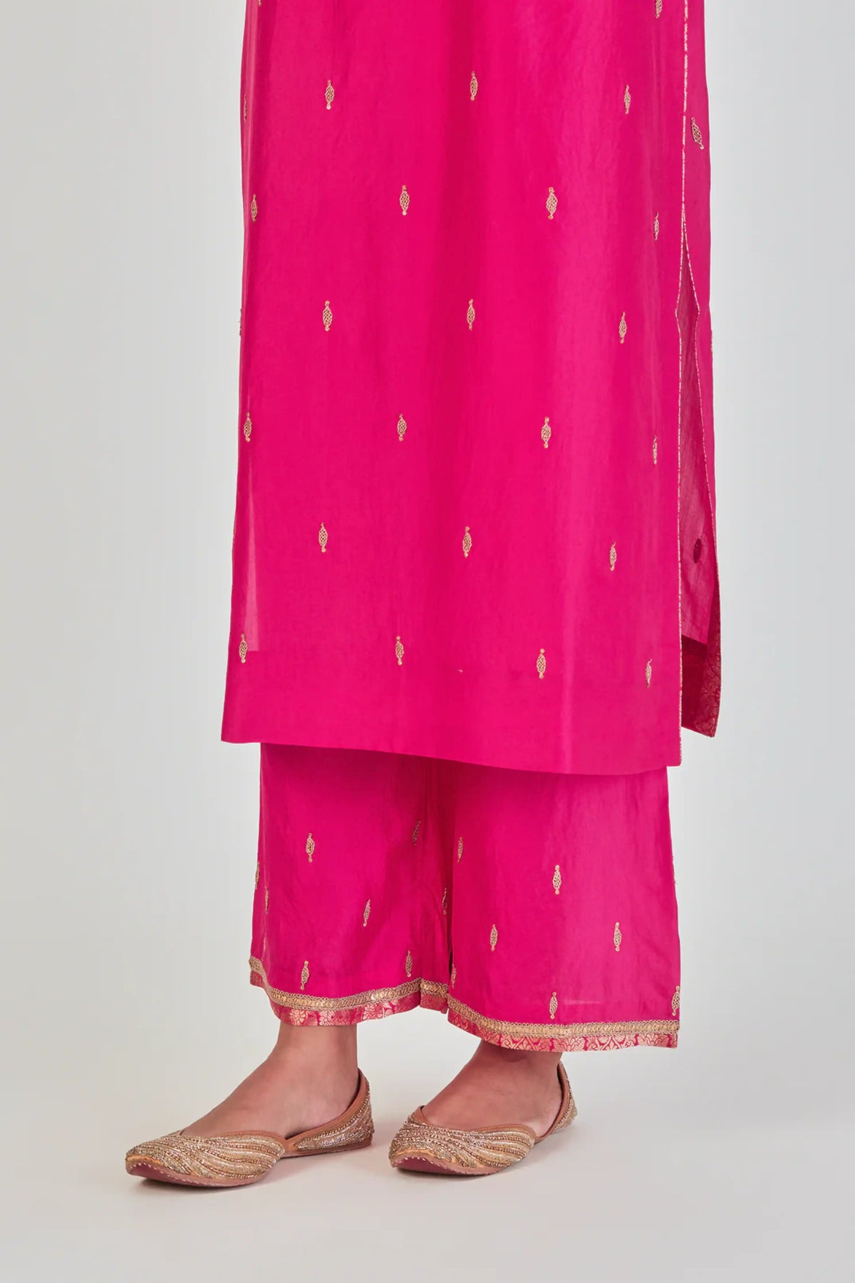 Shrisha Kurta And Pant