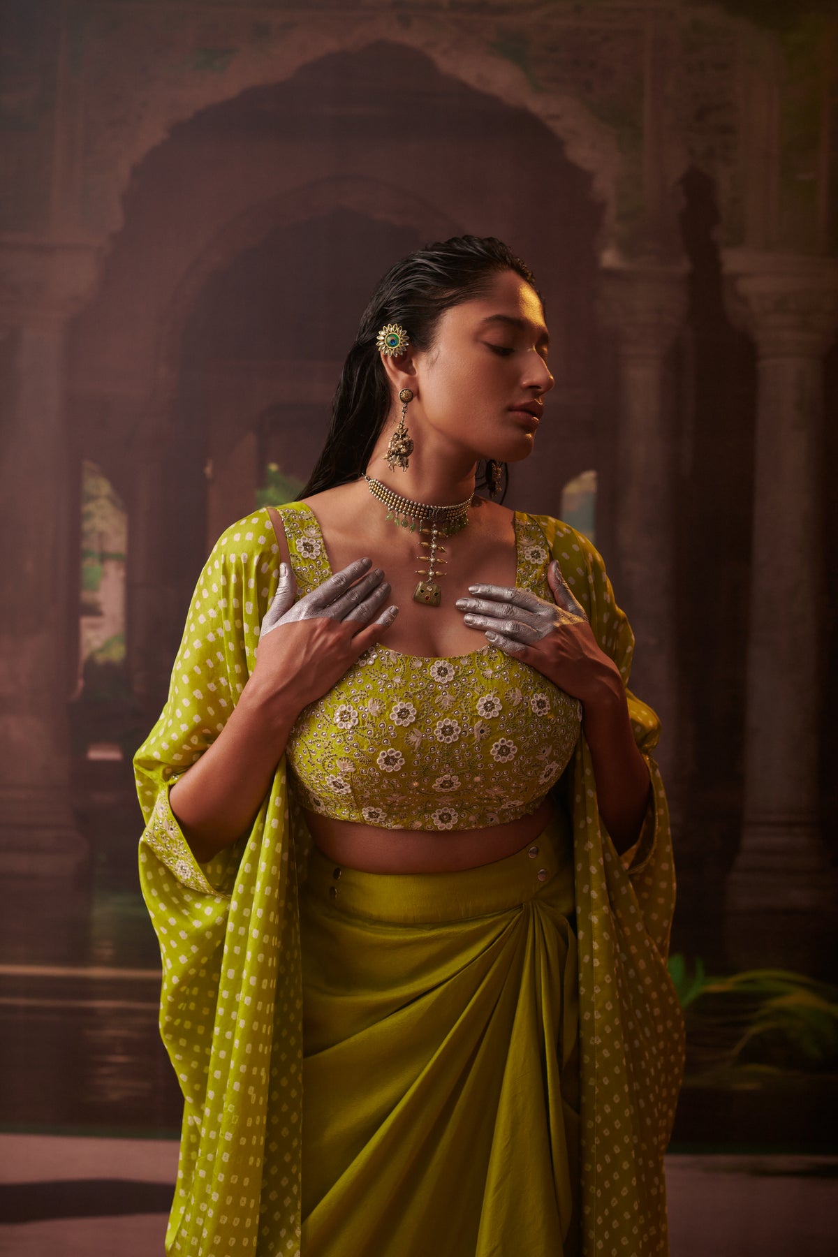 Rimjhim Bandhani Silk Cape Set