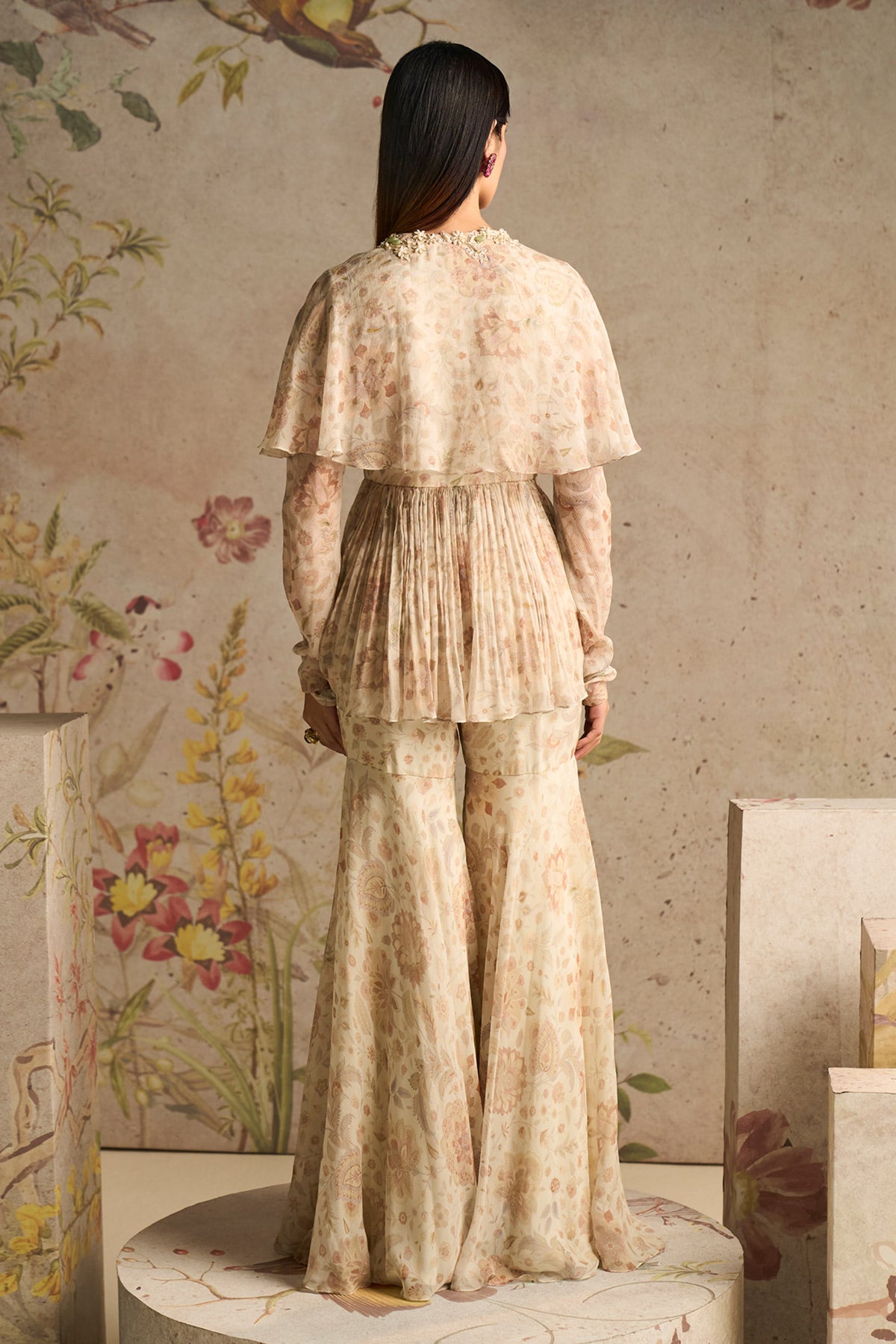 Pomp Sharara Set