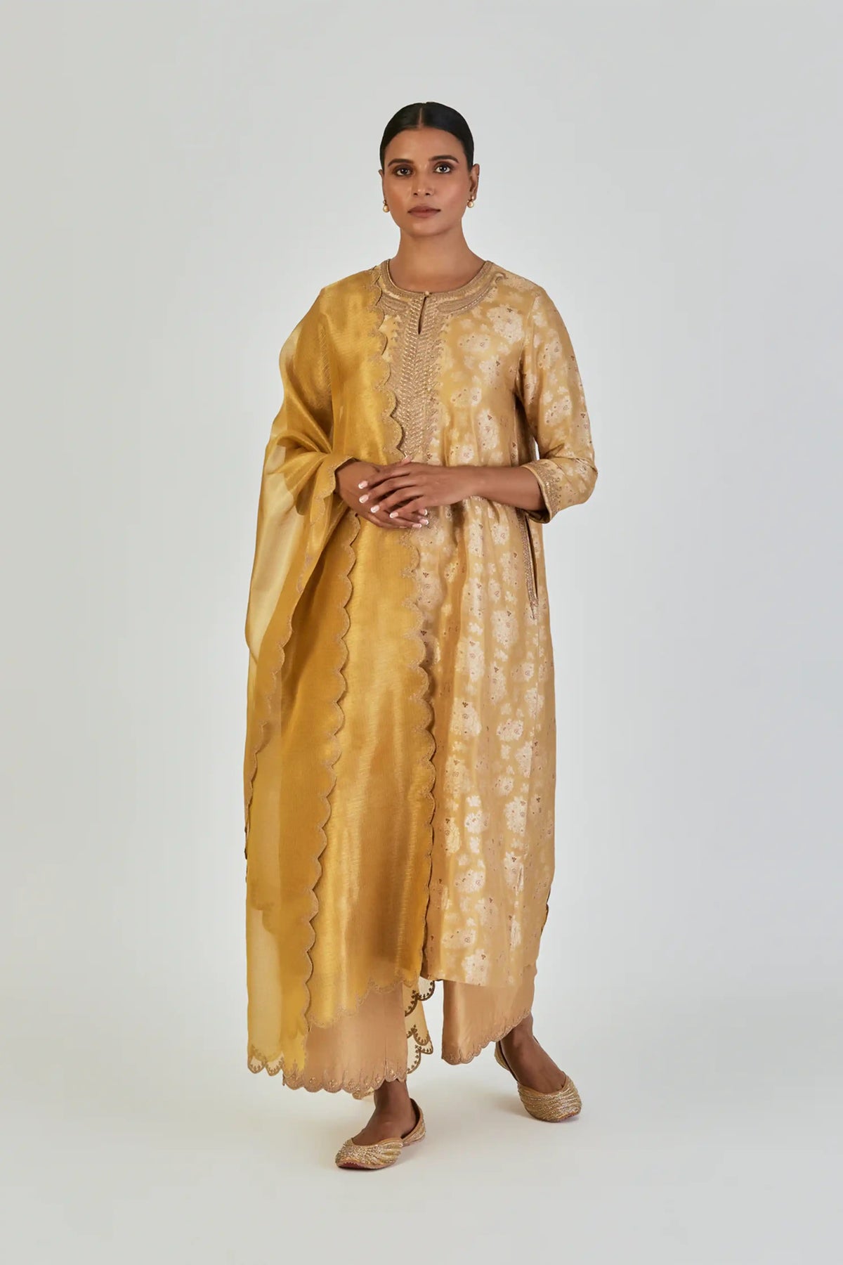 Danika Kurta And Pant