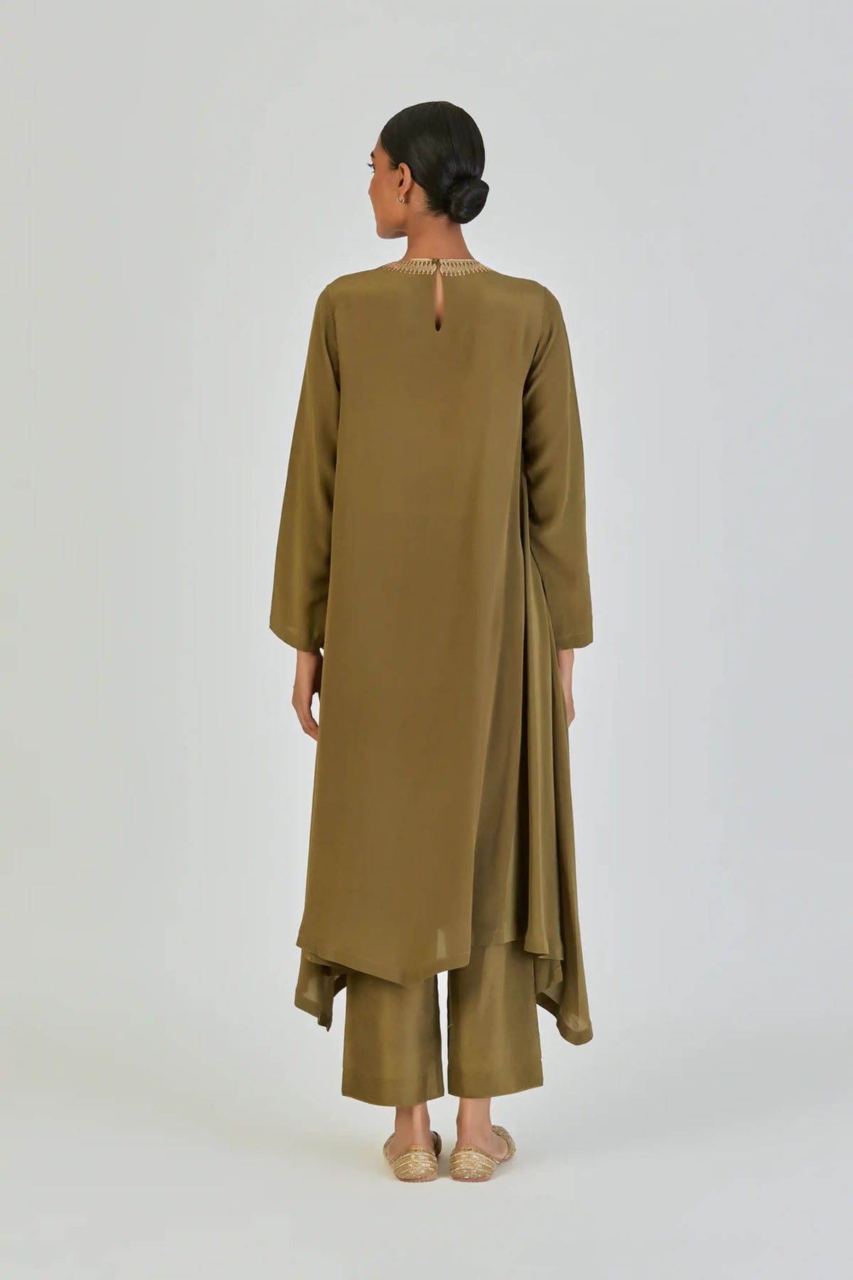 Laali Kurta And Pant