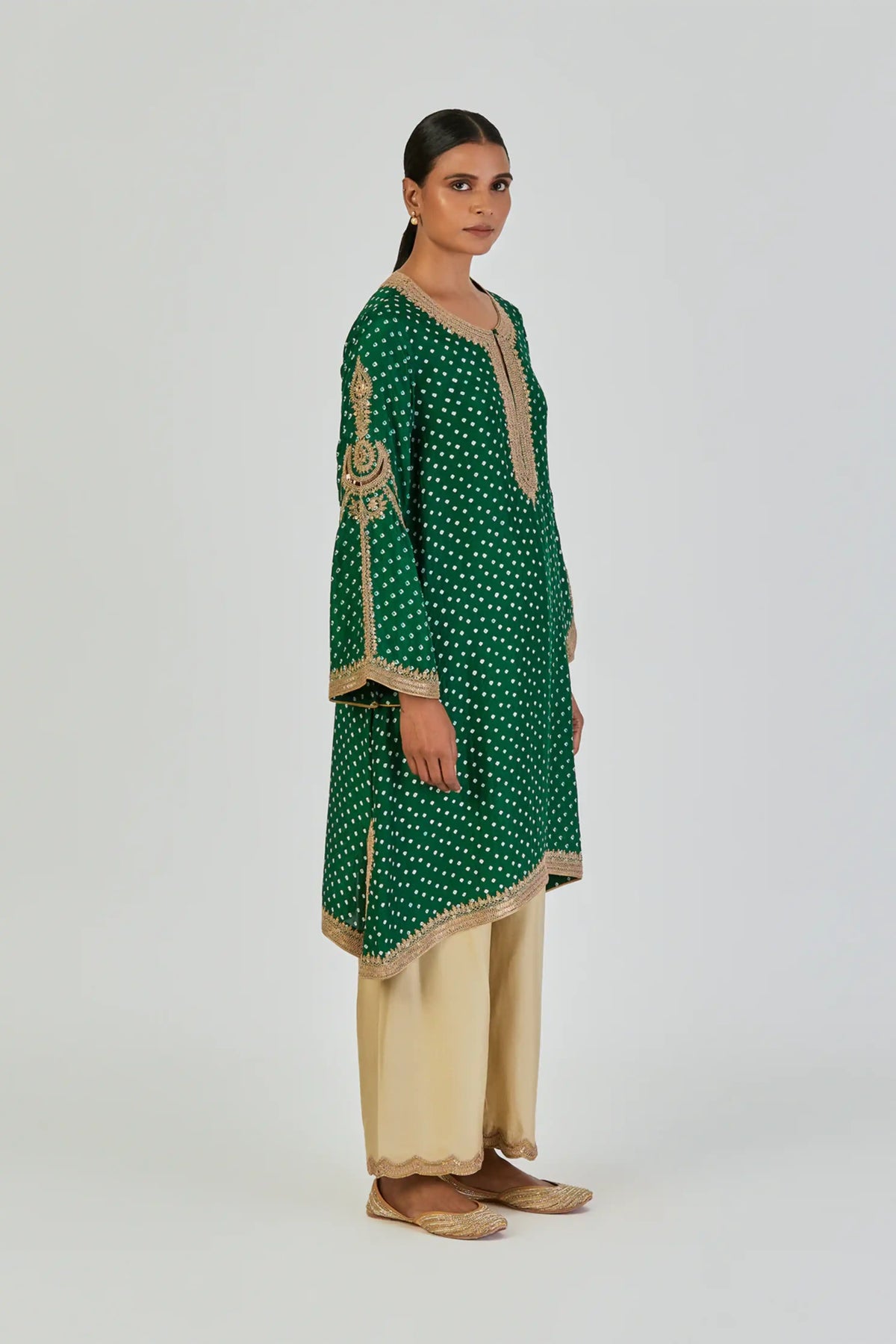 Midhat Kurta And Pant