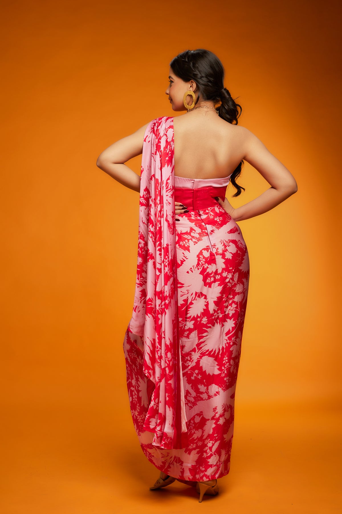 Red &amp; pink suzani corset saree