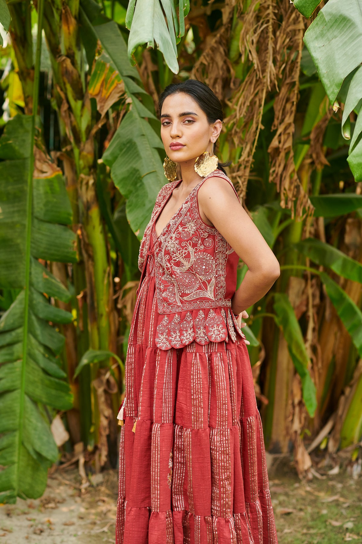 Red stripe tiered maxi
