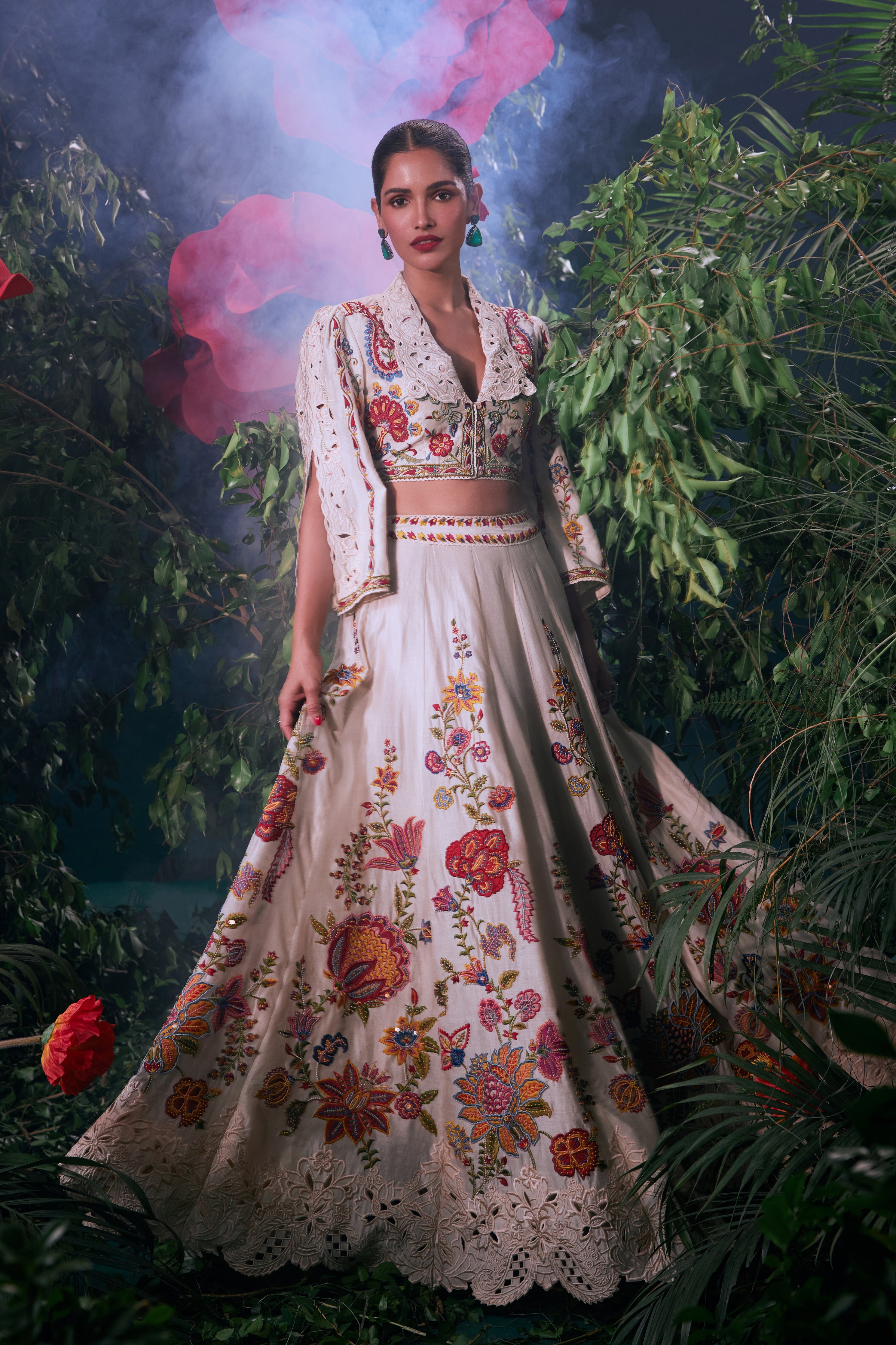 Embroidered bolero jacket 2025