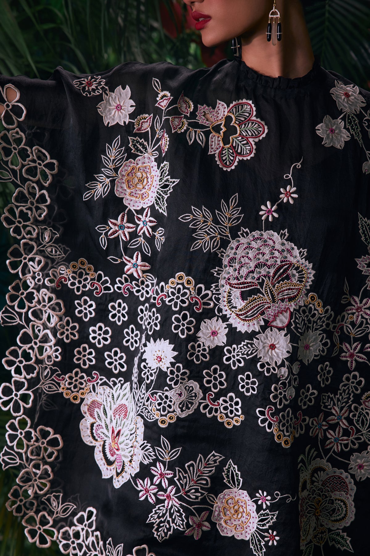 Black Contrast Embroidered Kaftan