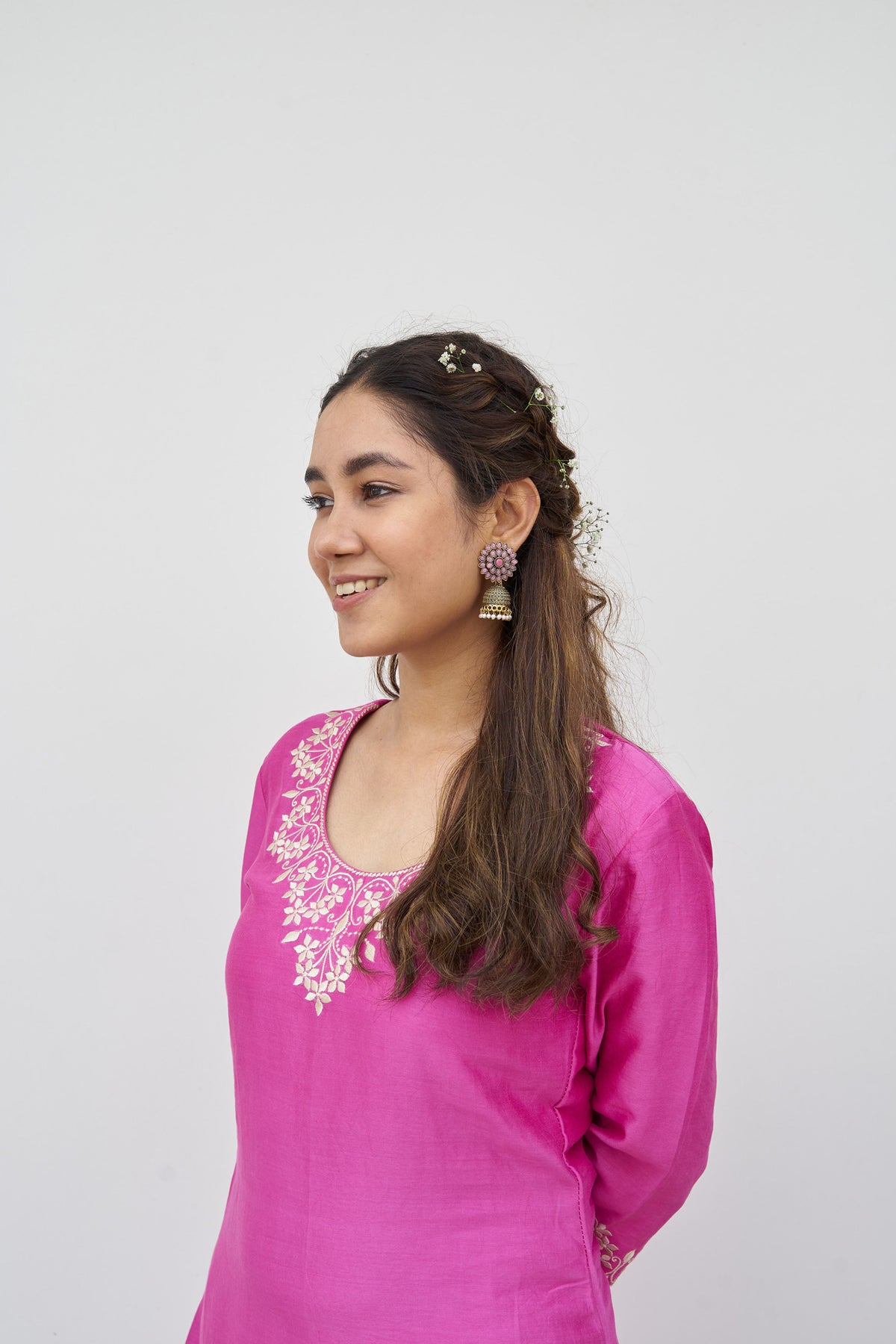 Magenta chanderi embroidered kurta set