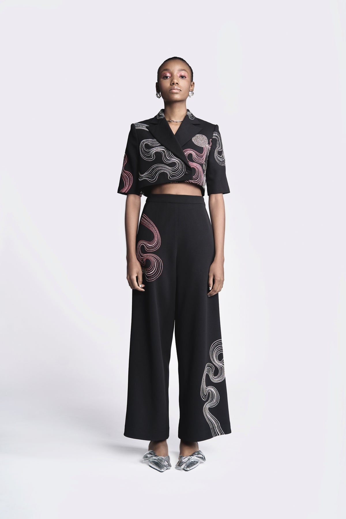 Waves And Circles Cropped Blazer With Flared Pants